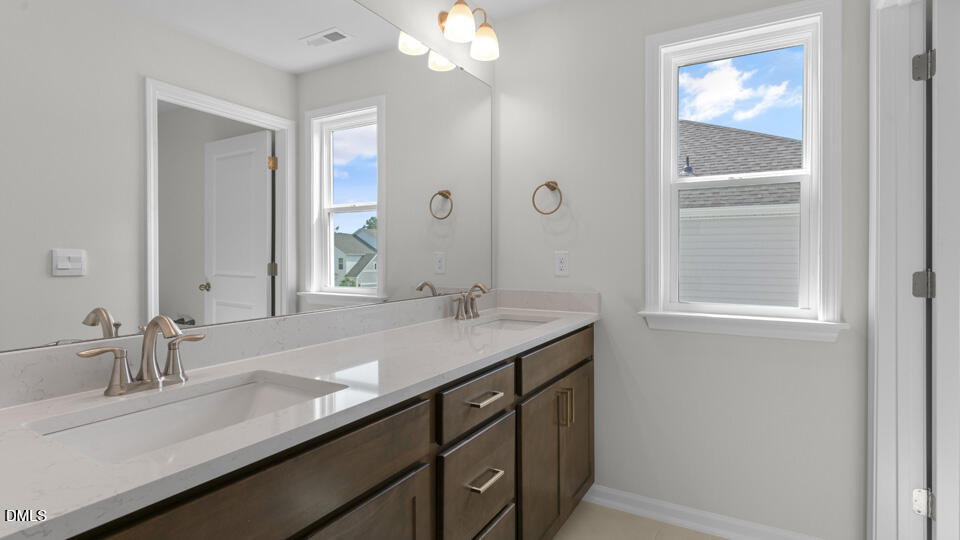 142 Red Jasper Way Clayton NC 27520