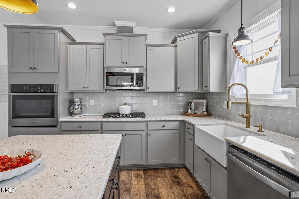 68 Bodacious Lane Benson NC 27504