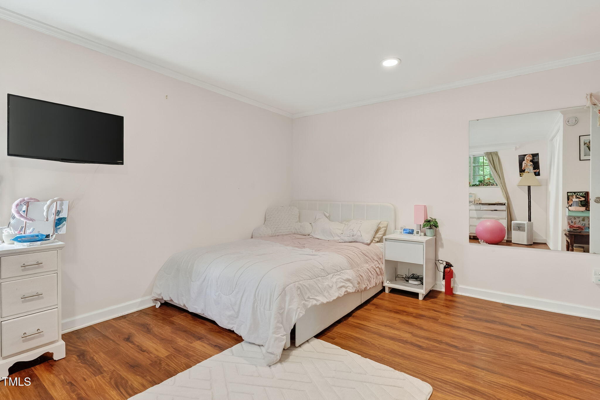 324 Glendale Drive Chapel Hill NC 27514