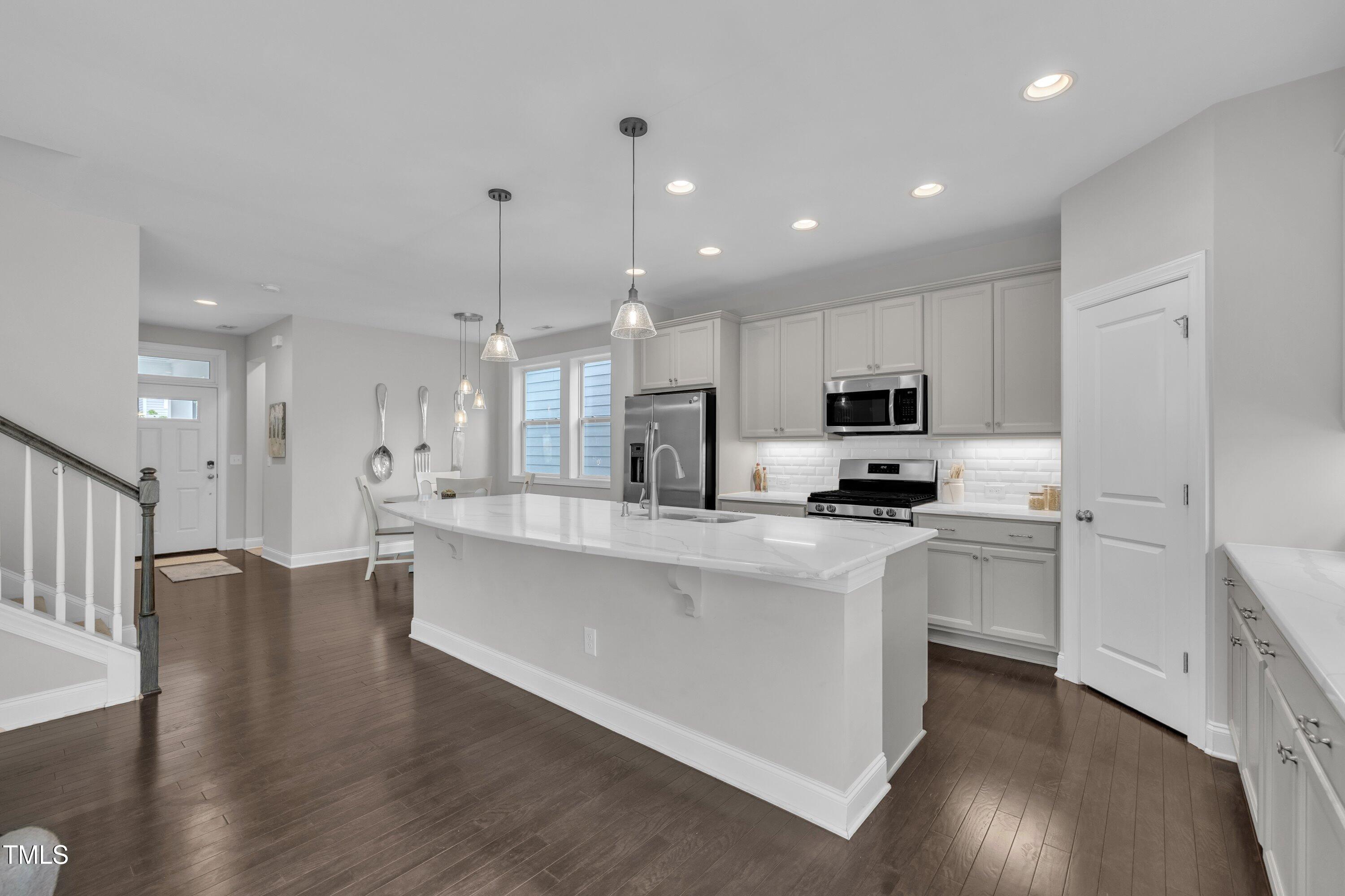 418 Quarter Gate Trace Chapel Hill NC 27516