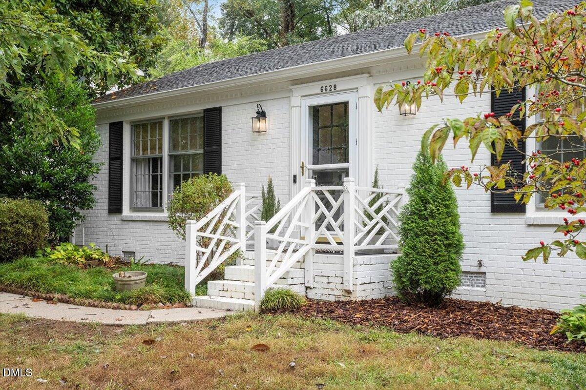 6628 Lynndale Drive Raleigh NC 27612