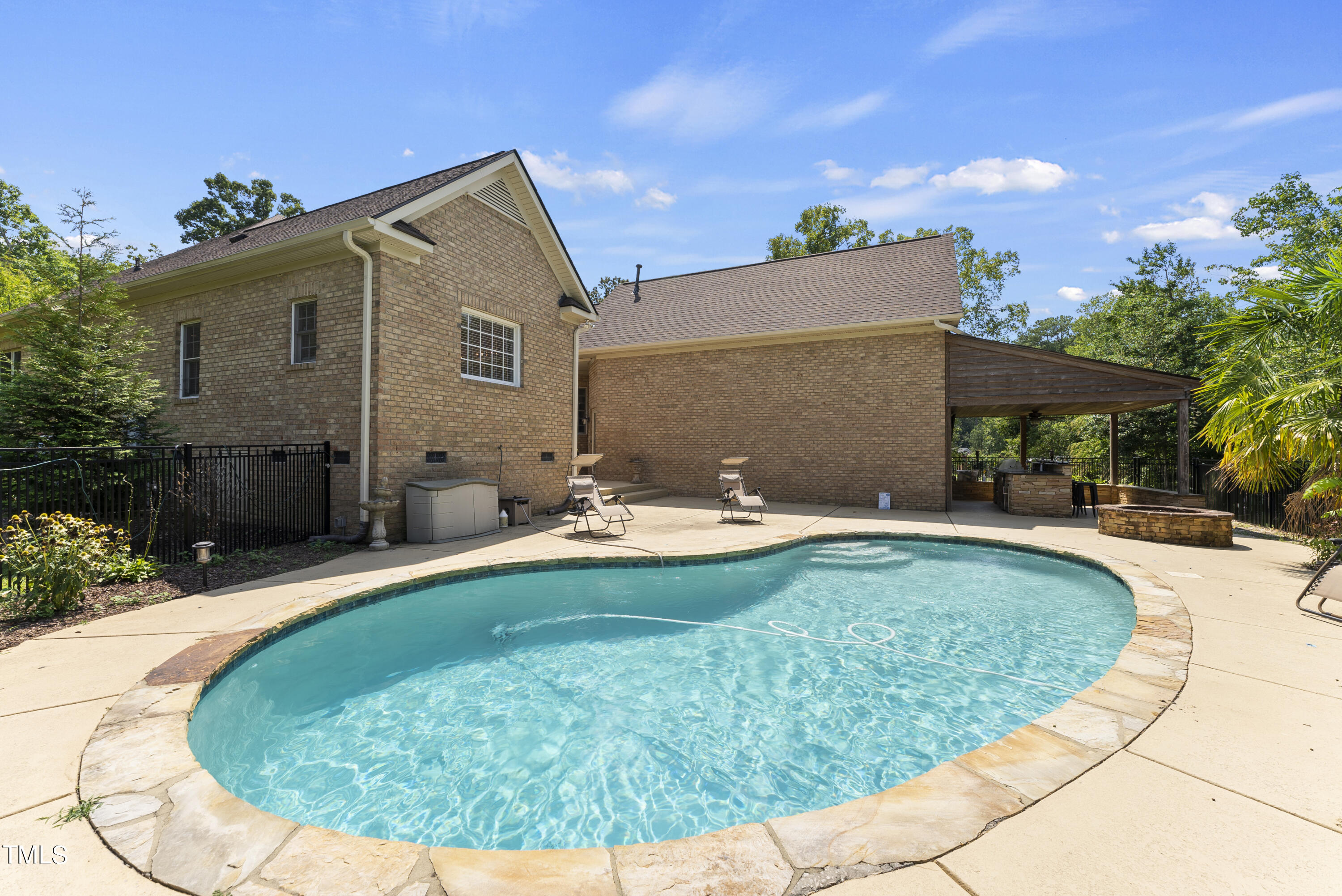 2900 Deer Manor Drive Raleigh NC 27616