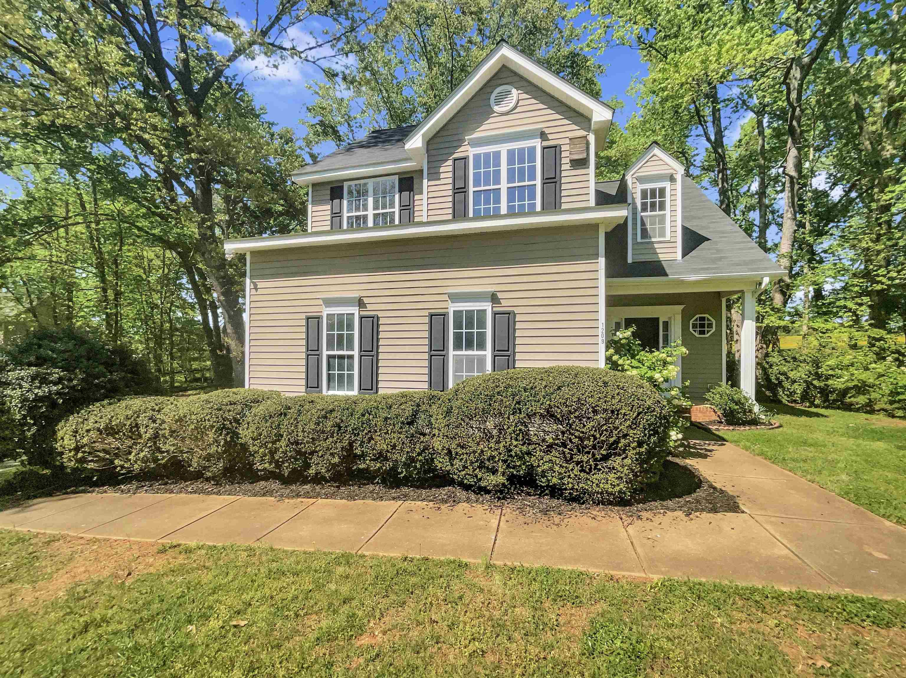 1209 Jogging Court Raleigh NC 27603