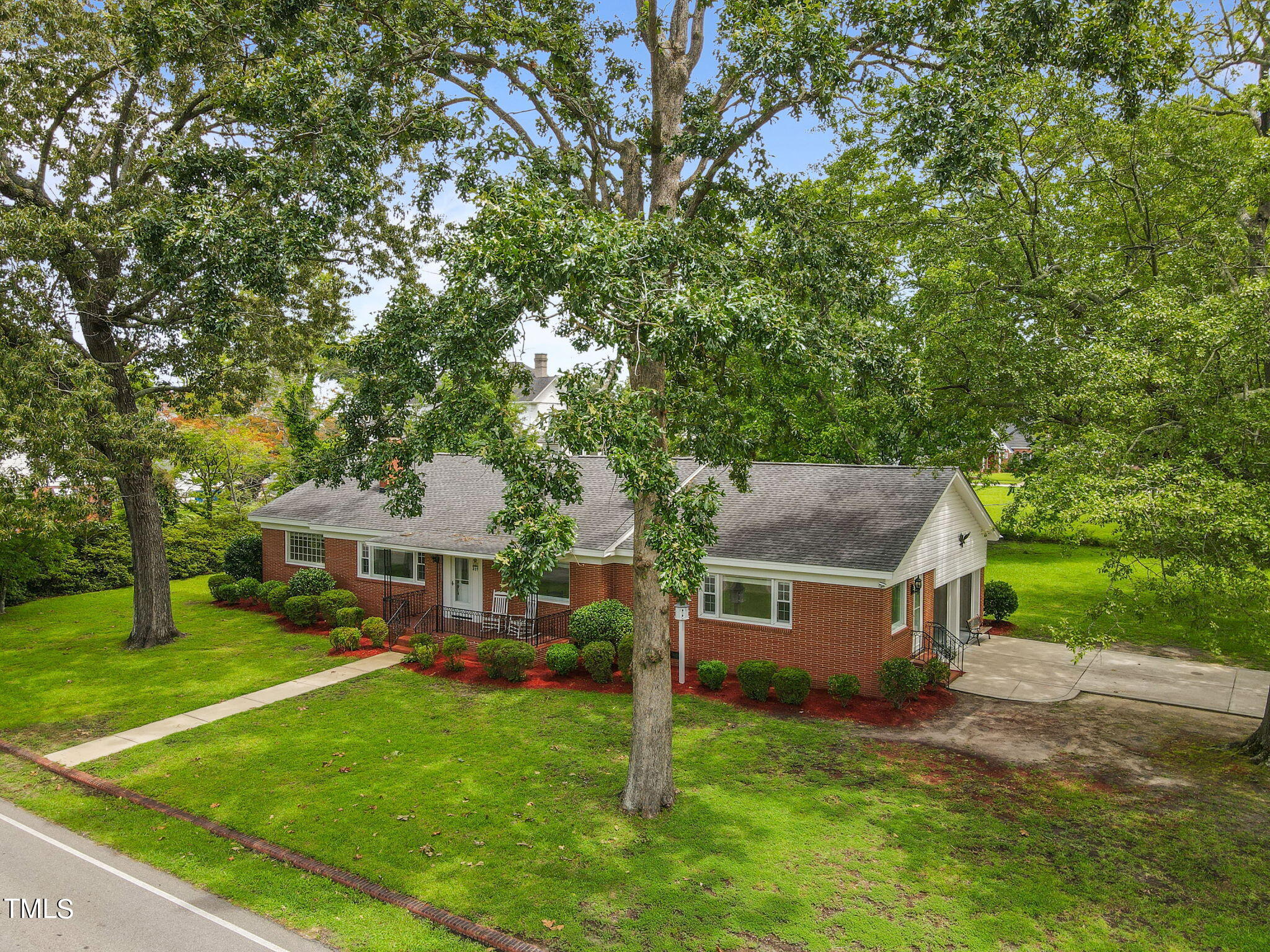 409 S Mckay Avenue Dunn NC 28334