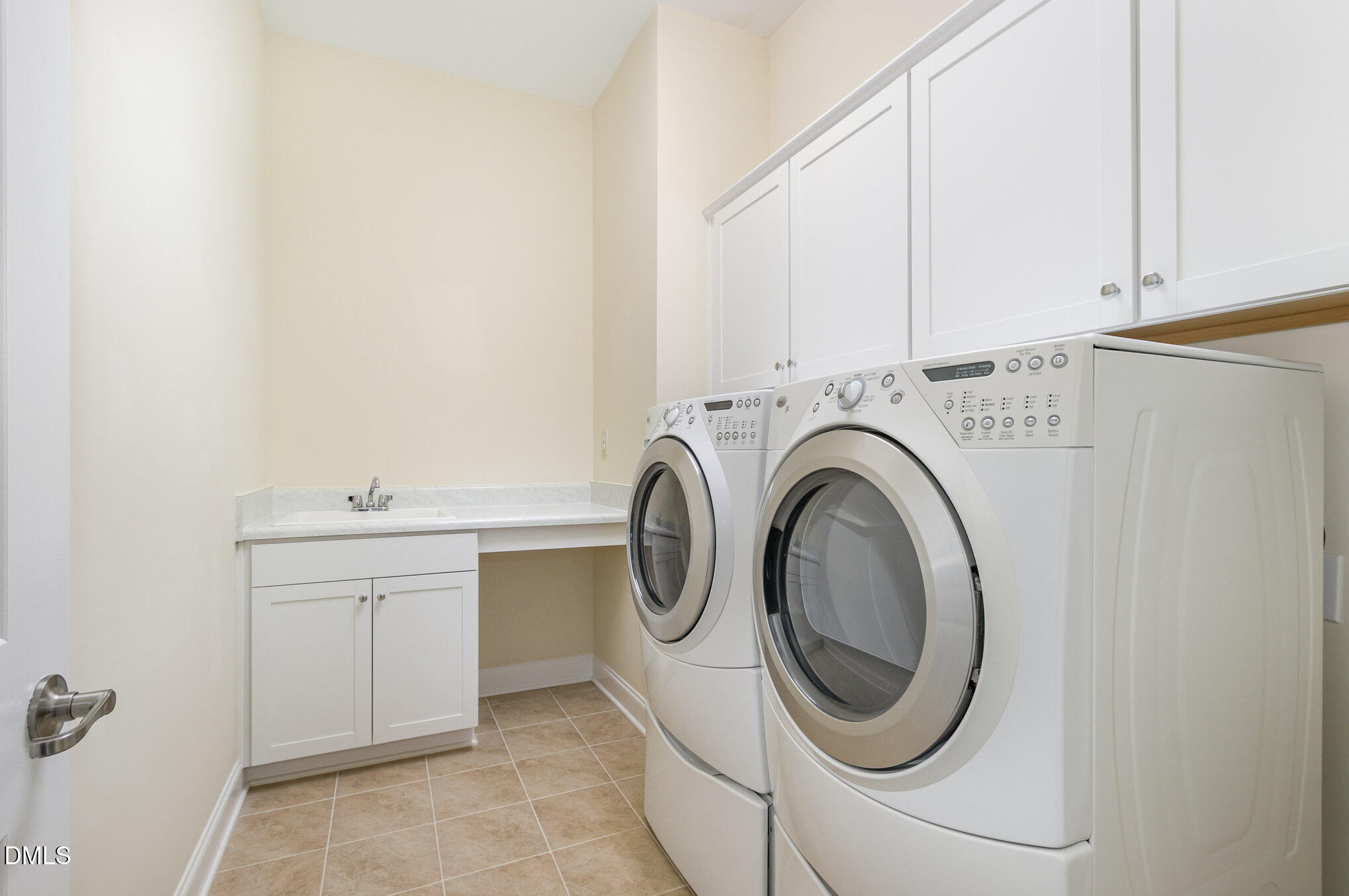 105 Coventry Lane Chapel Hill NC 27516