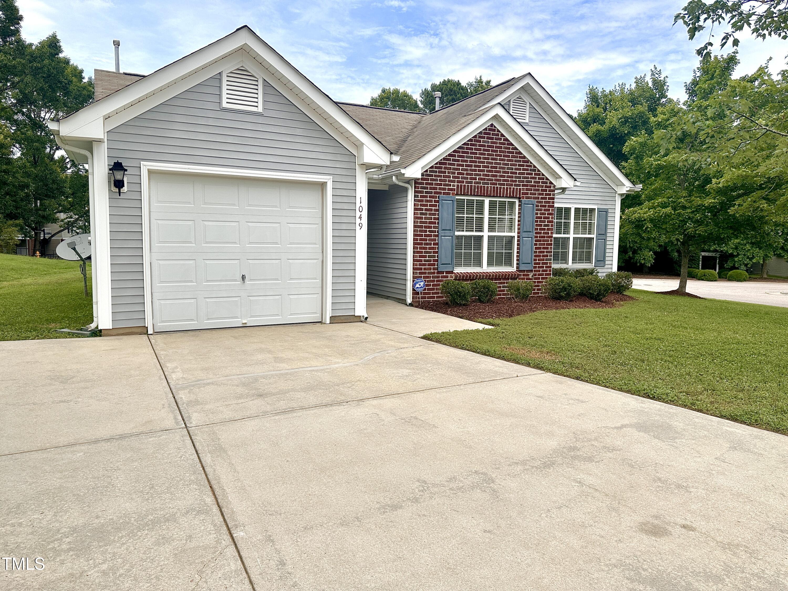 1049 Stormy Lane Raleigh NC 27610