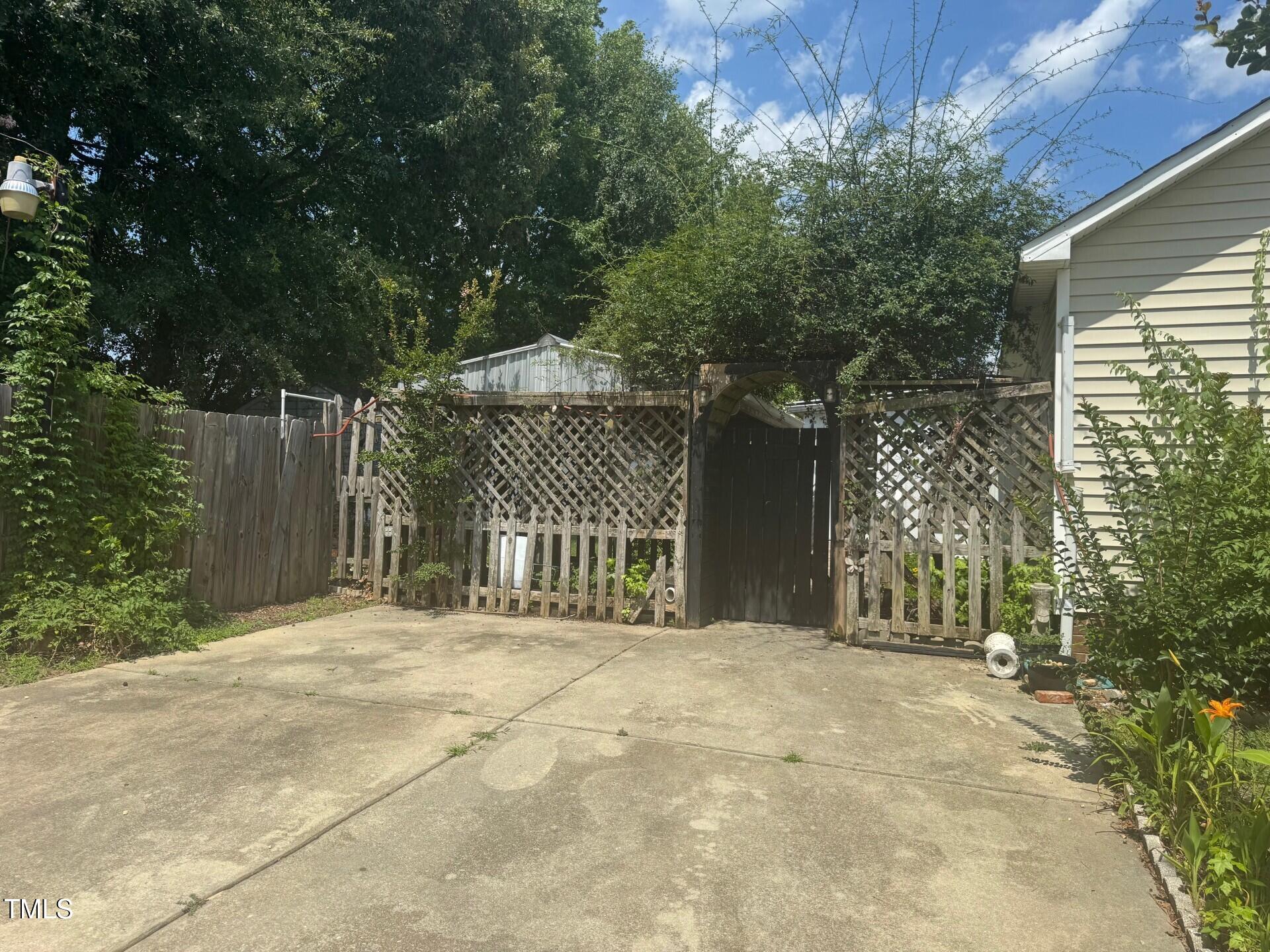 165 Cambridge Elm Drive Clayton NC 27520