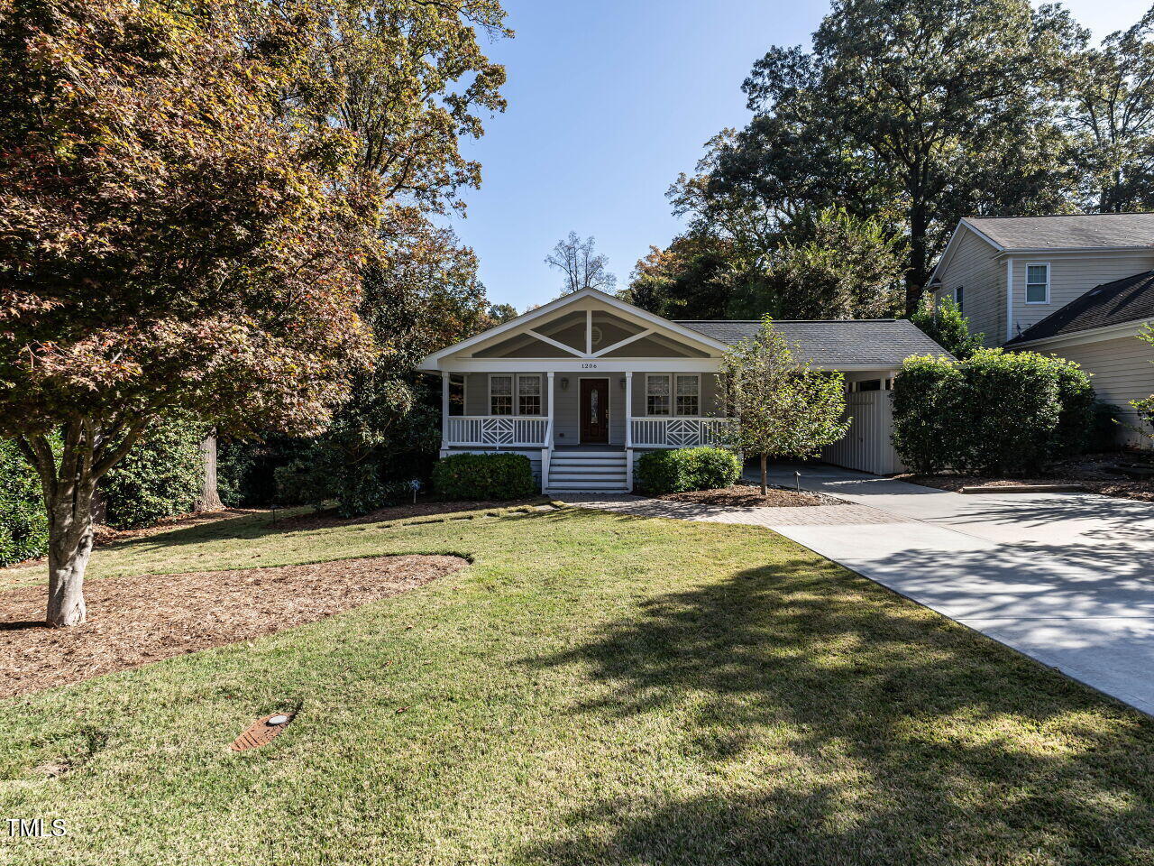 1206 Dogwood Lane Raleigh NC 27607