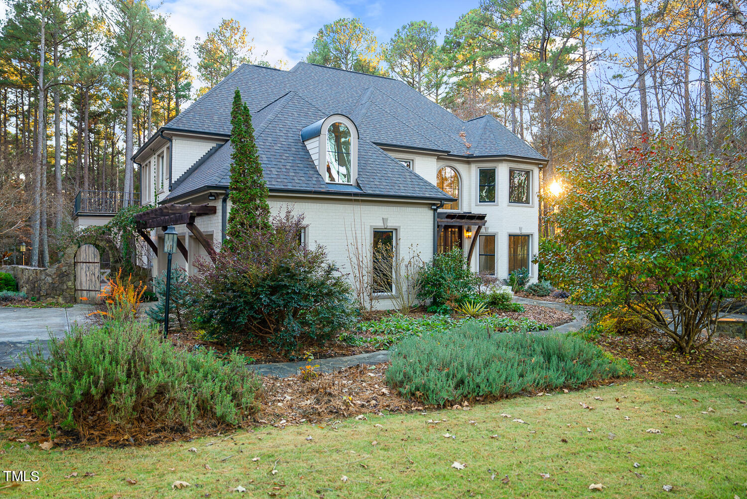 508 Willowbend Drive Chapel Hill NC 27517