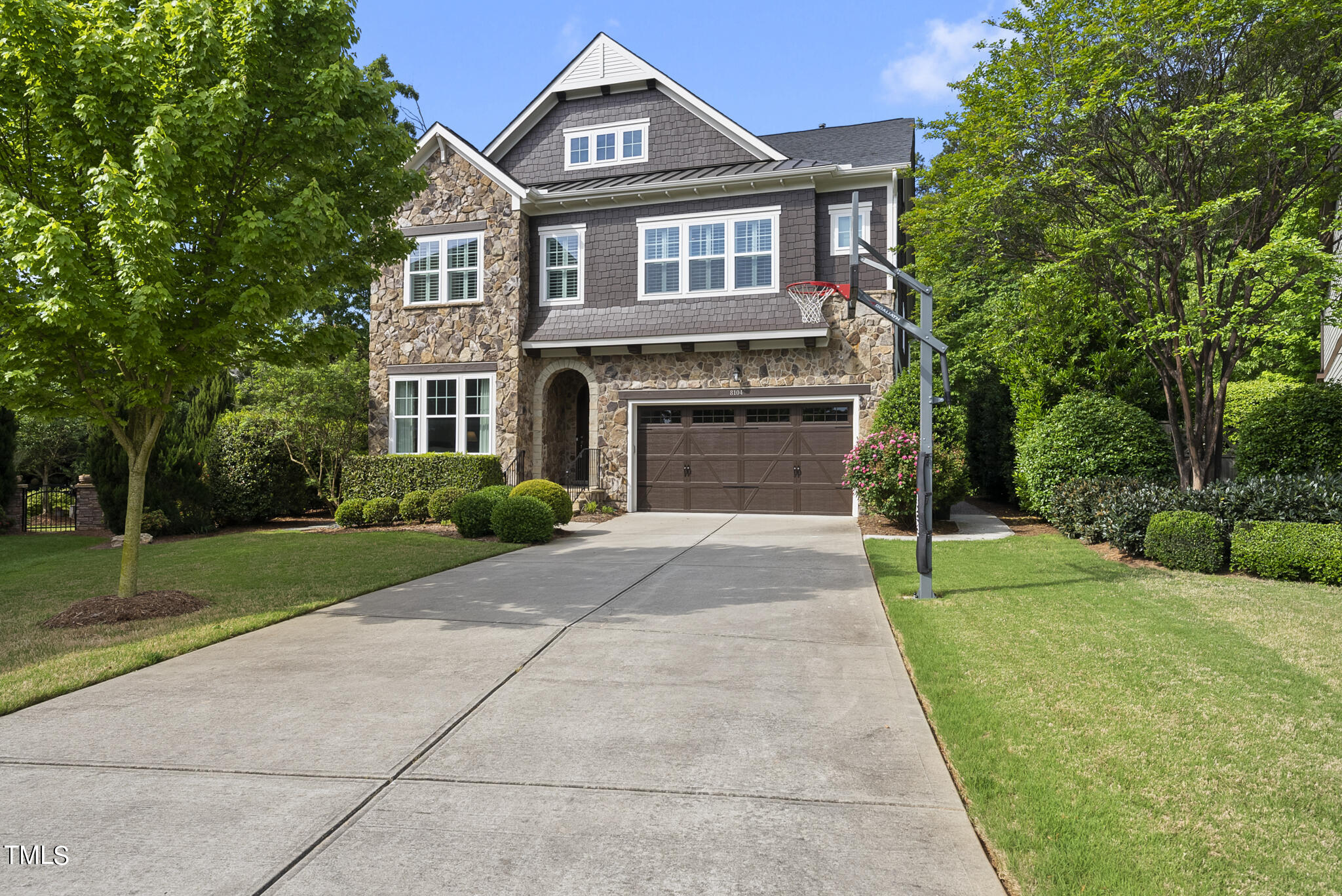 8104 Cranes View Place W Raleigh NC 27615