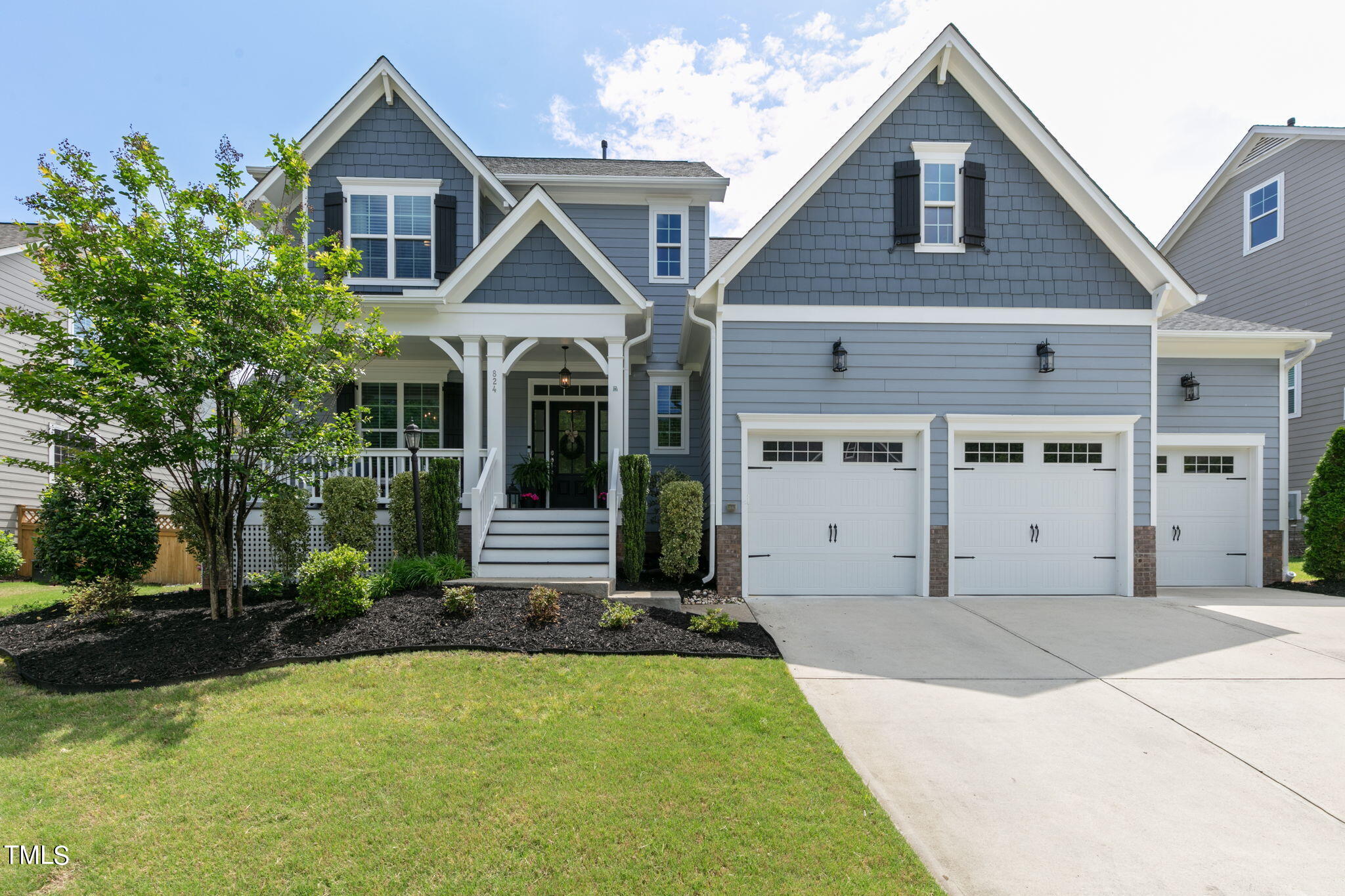 824 Rambling Oaks Lane Holly Springs NC 27540