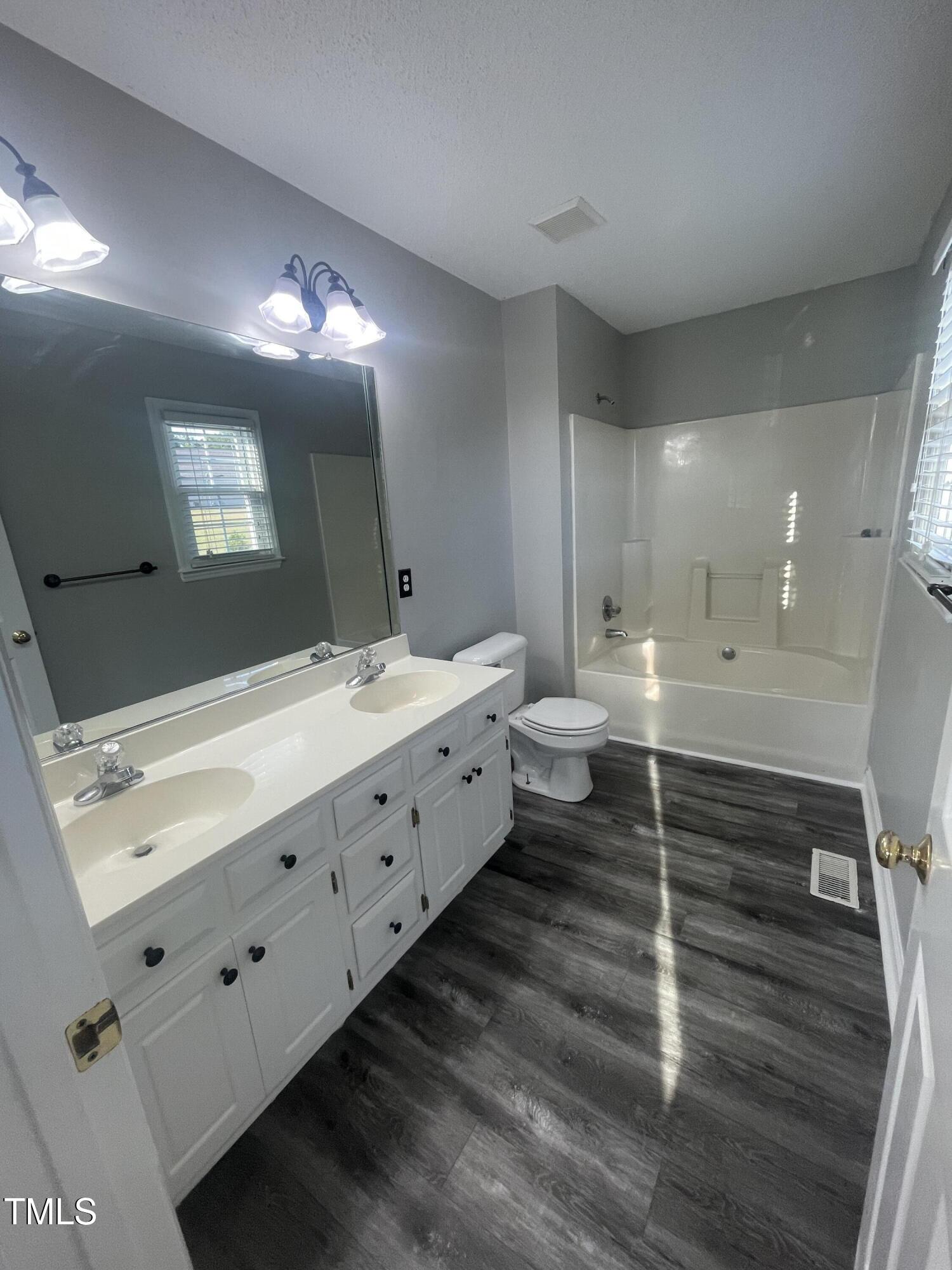 120 Crystal Place Benson NC 27504