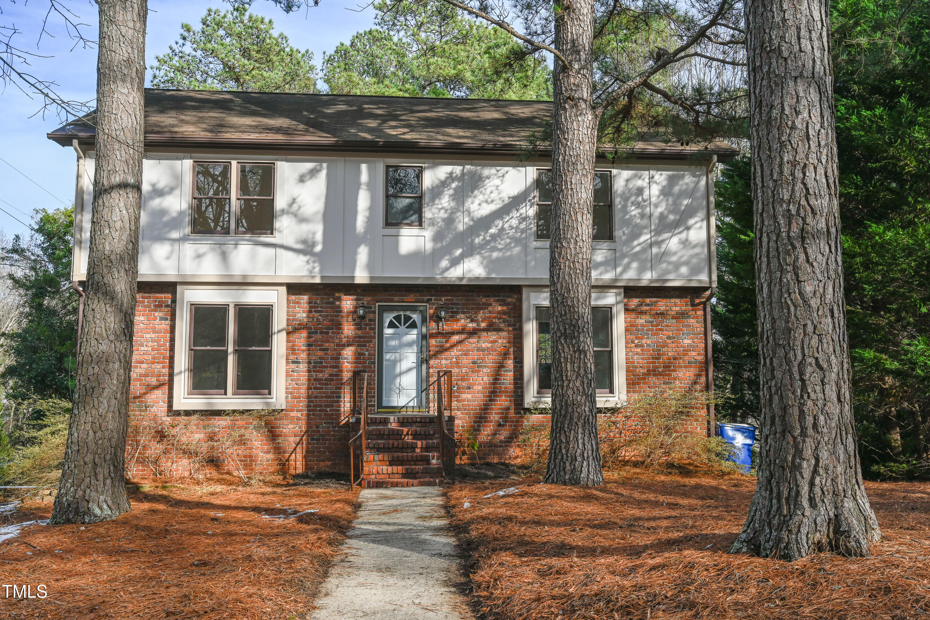 5520 Sweetbriar Drive Raleigh NC 27609