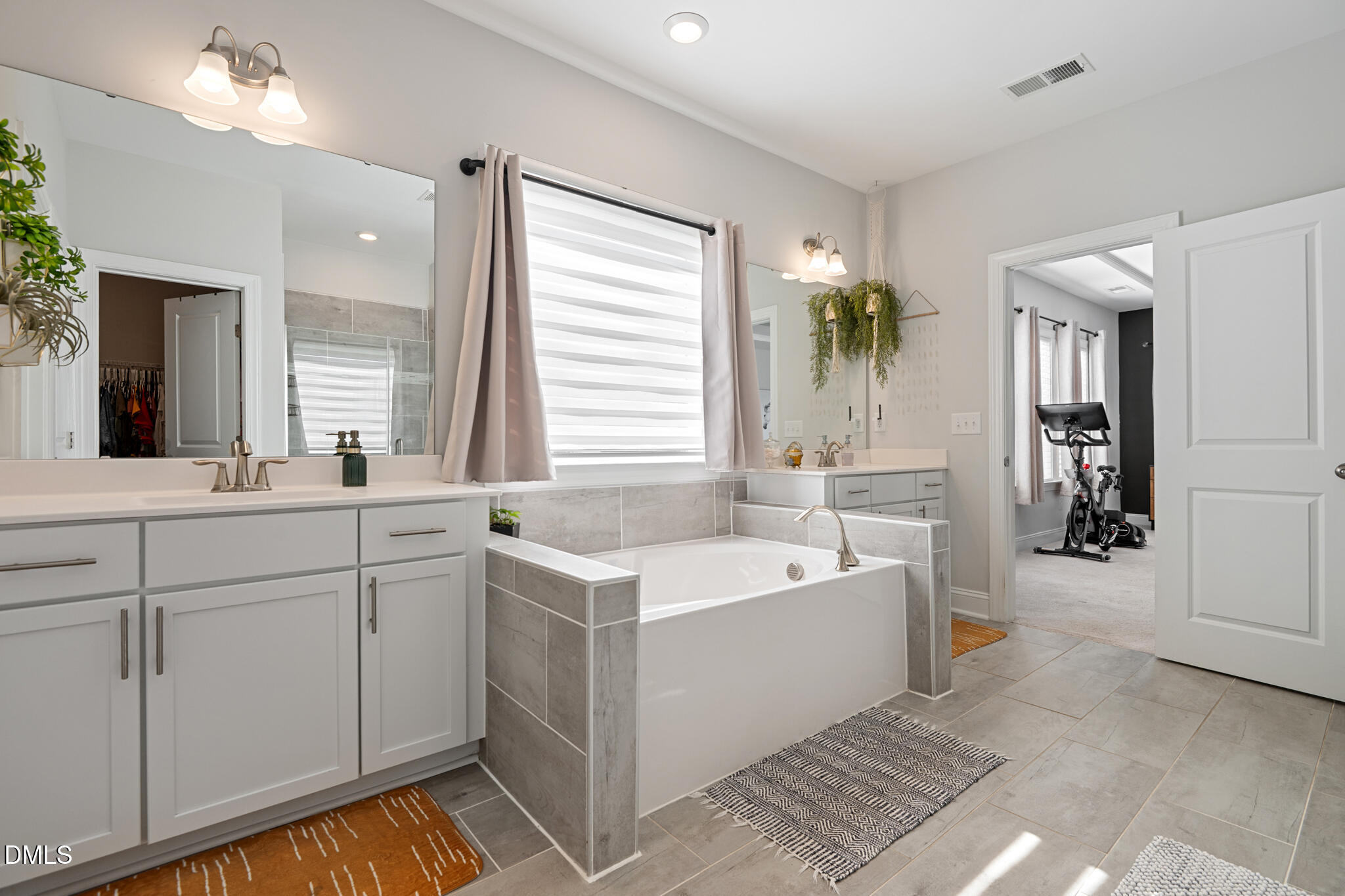 245 North Crest Drive Chapel Hill NC 27517