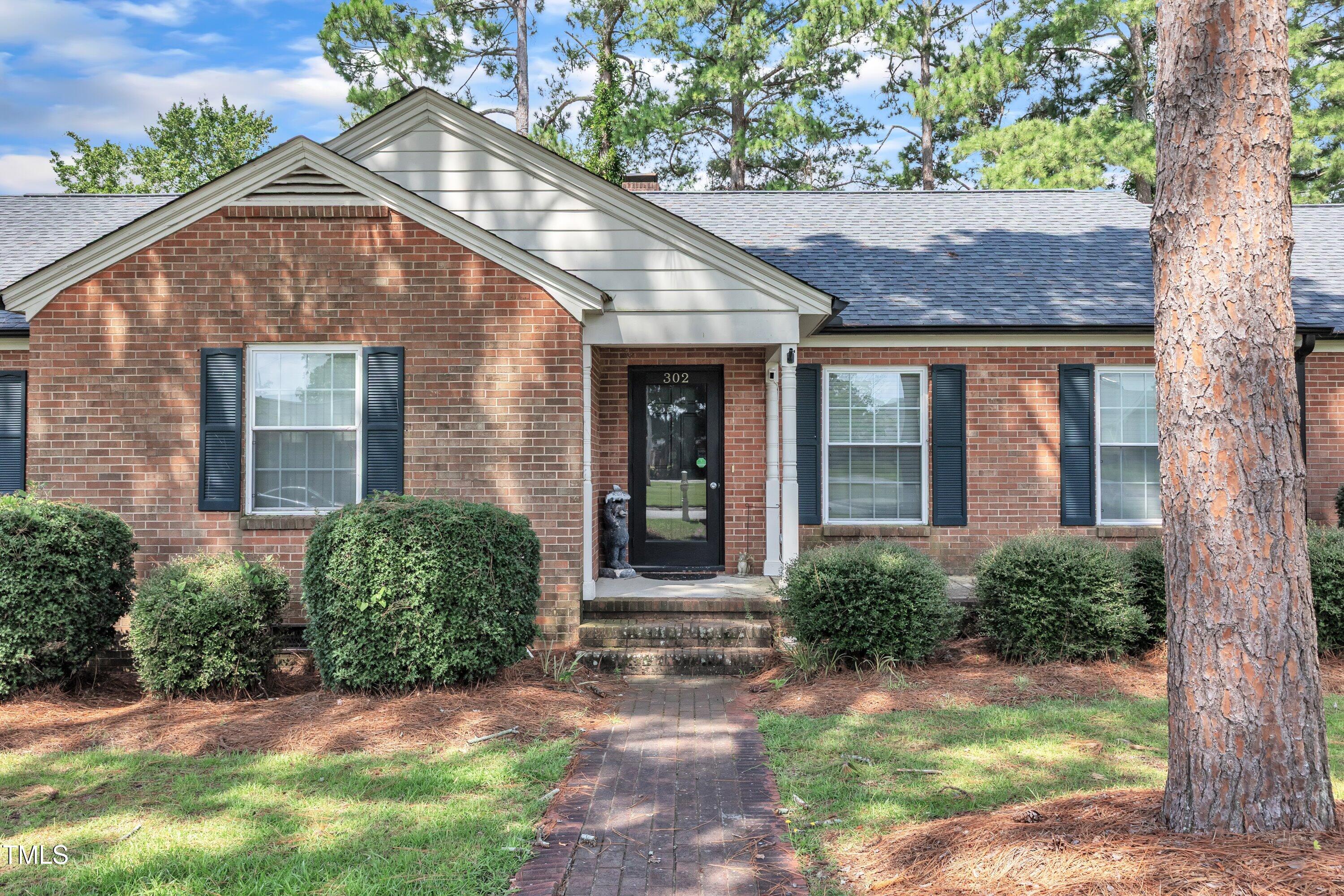 302 S Pine Street Benson NC 27504