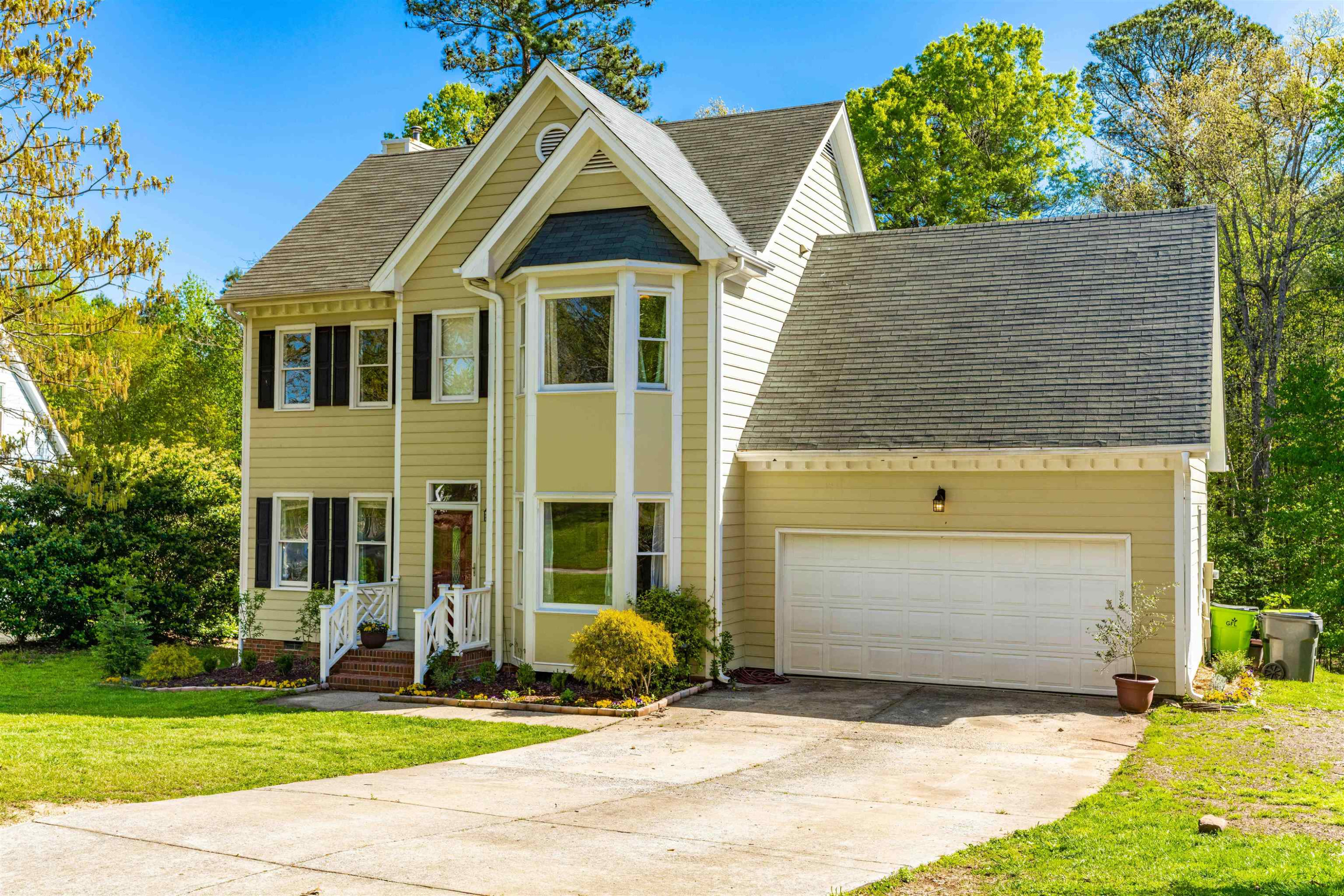 712 Bonhurst Drive Holly Springs NC 27540