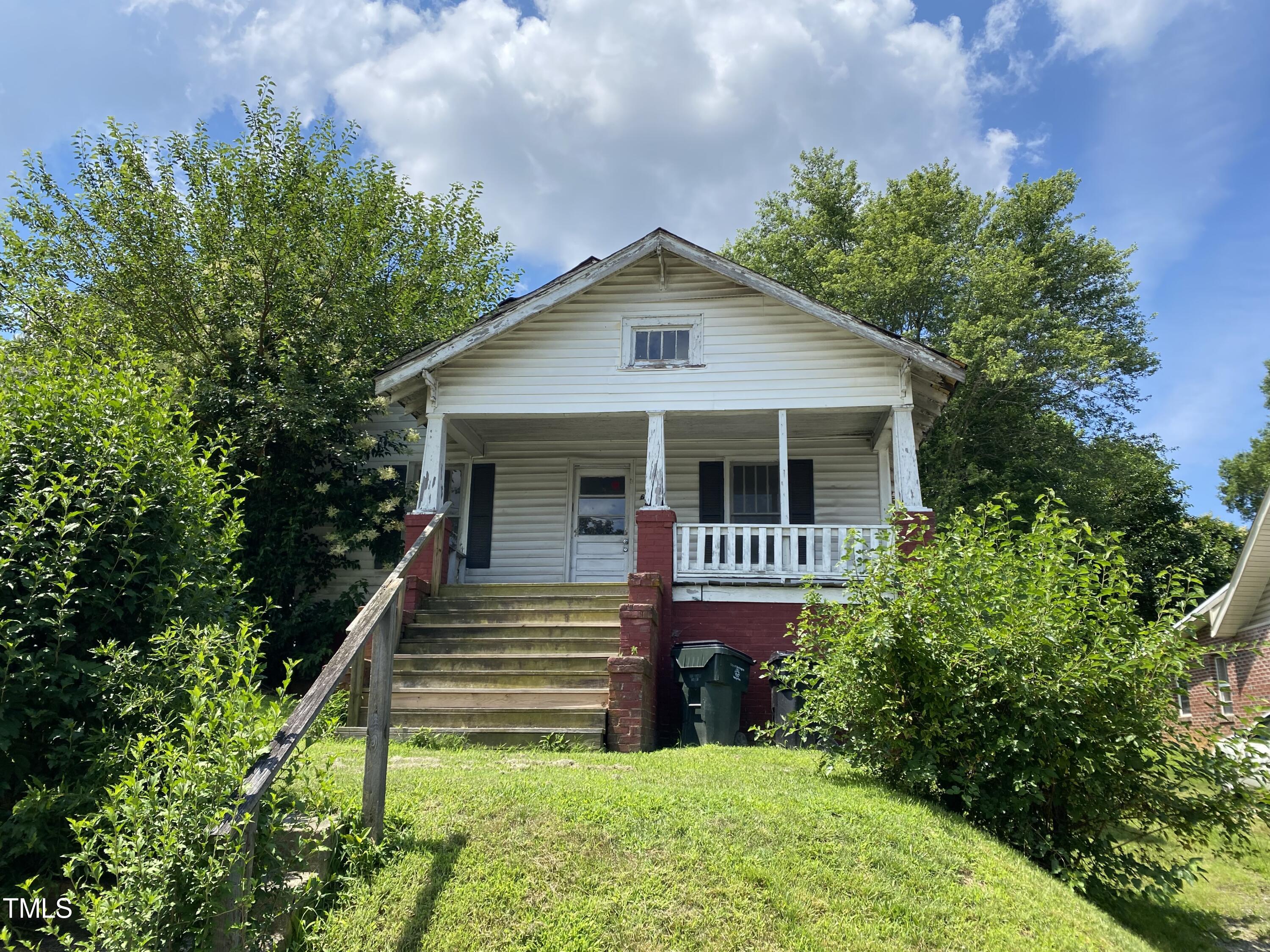 611 Acorn Street Burlington NC 27215