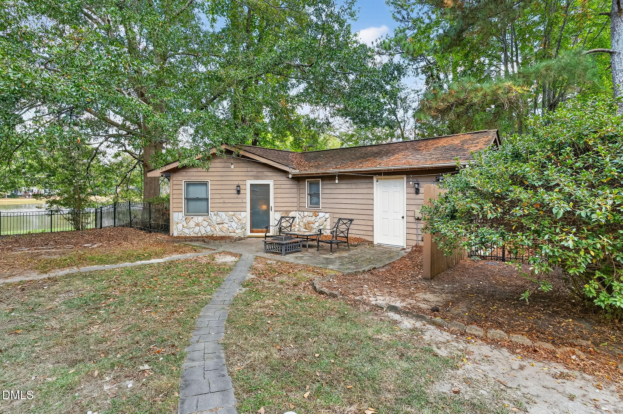 802 N Lincoln Street Benson NC 27504