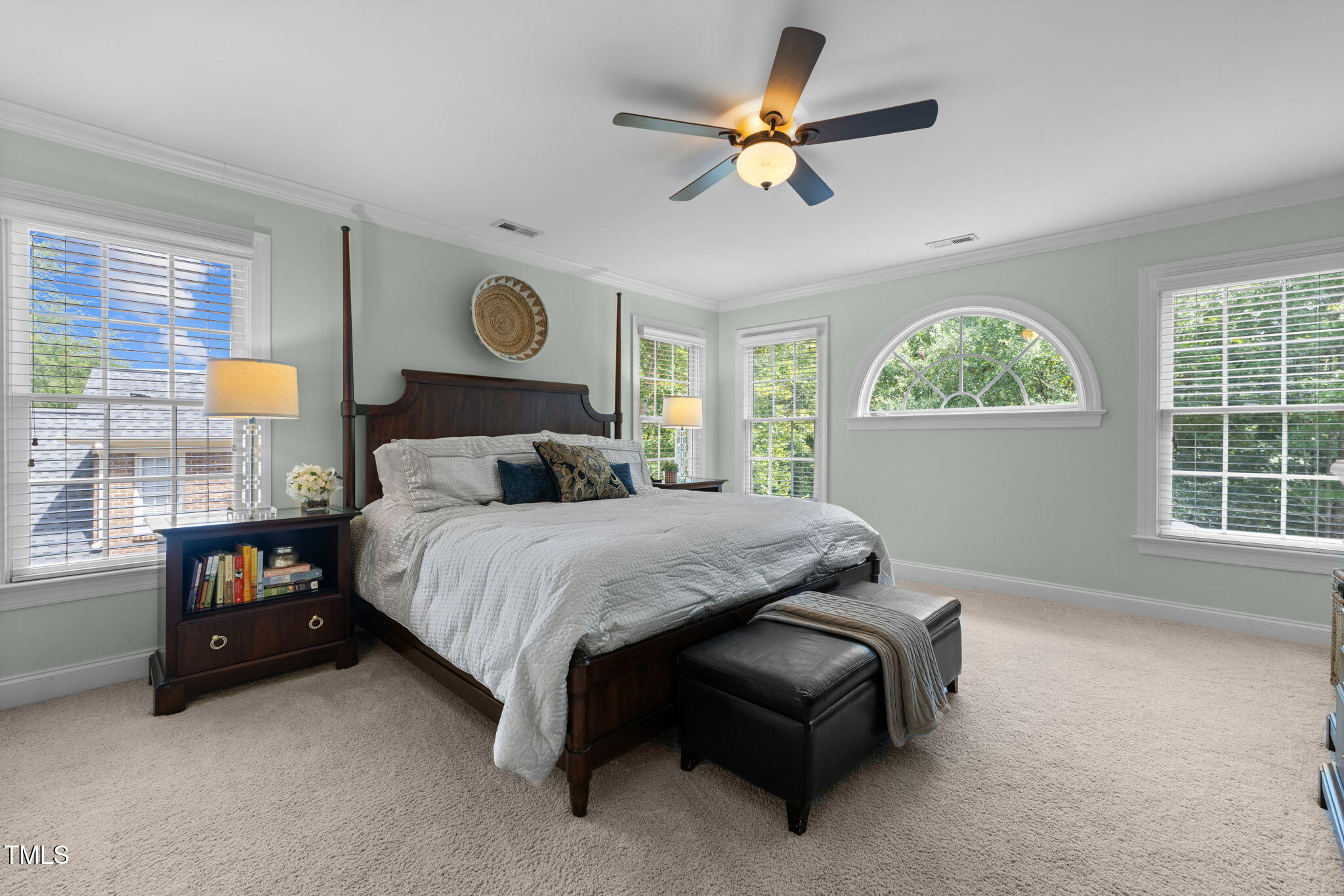 341 Oxfordshire Lane Chapel Hill NC 27517