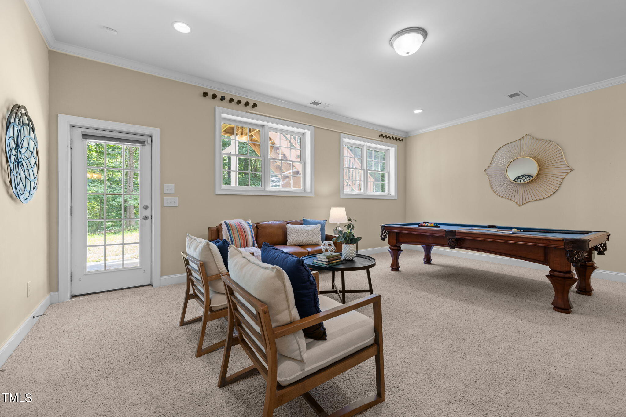 341 Oxfordshire Lane Chapel Hill NC 27517