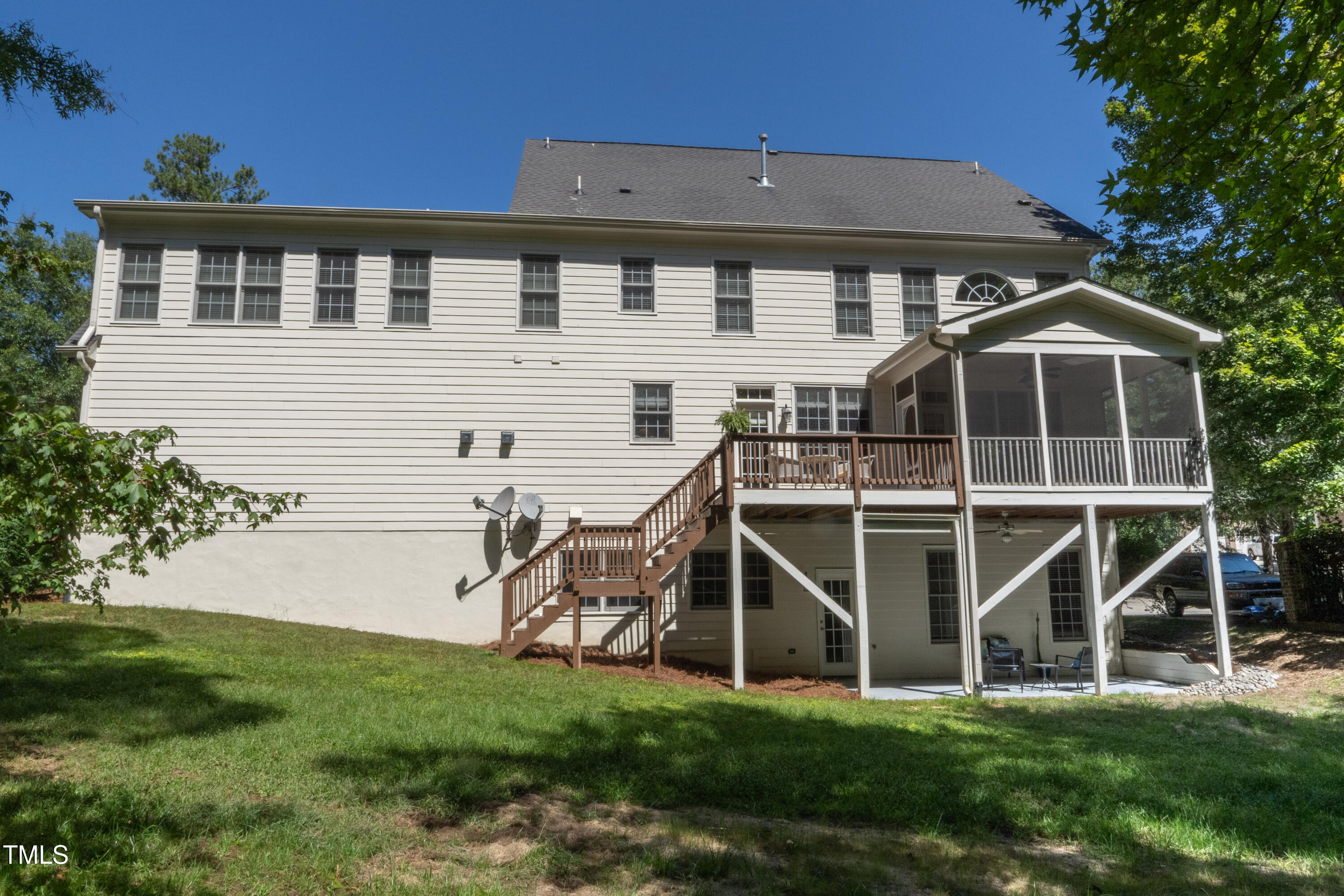 341 Oxfordshire Lane Chapel Hill NC 27517