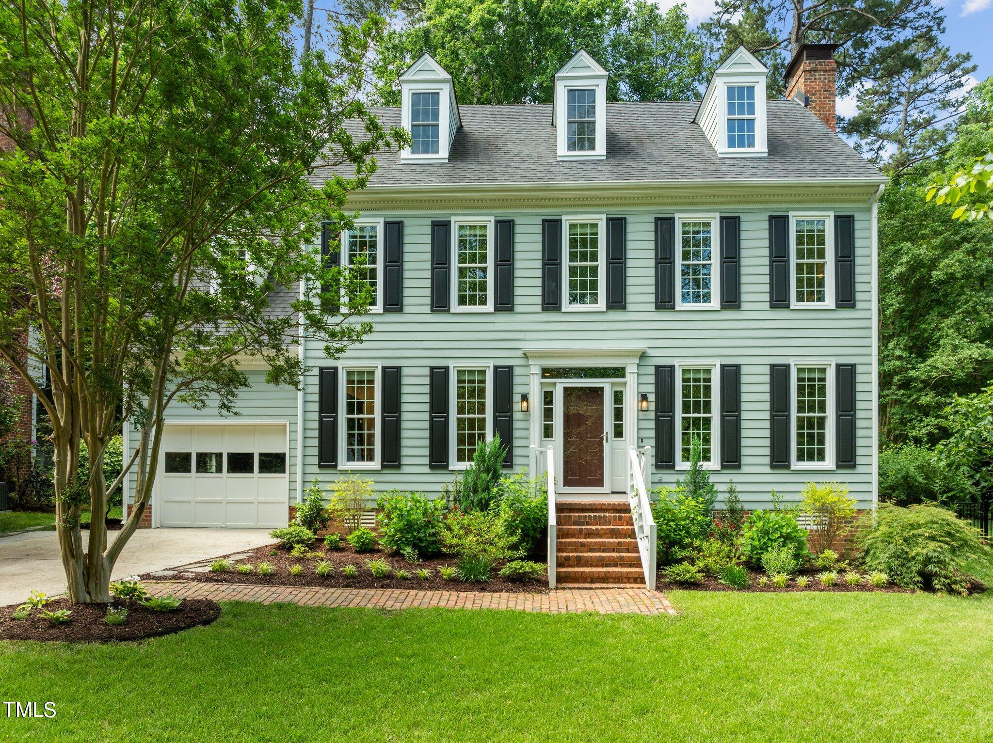 1904 Bearkling Place Chapel Hill NC 27517