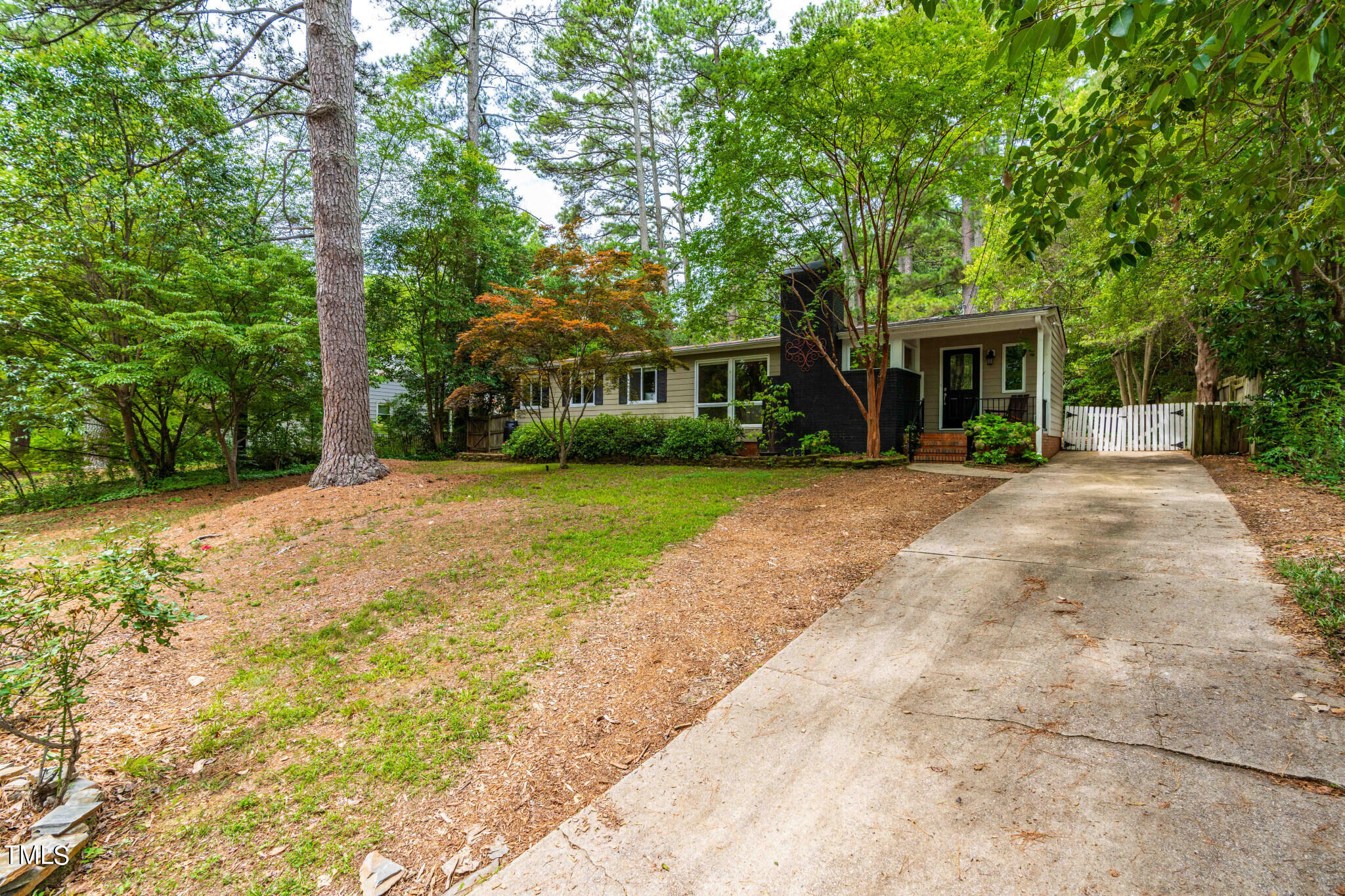 1005 Dogwood Lane Raleigh NC 27607