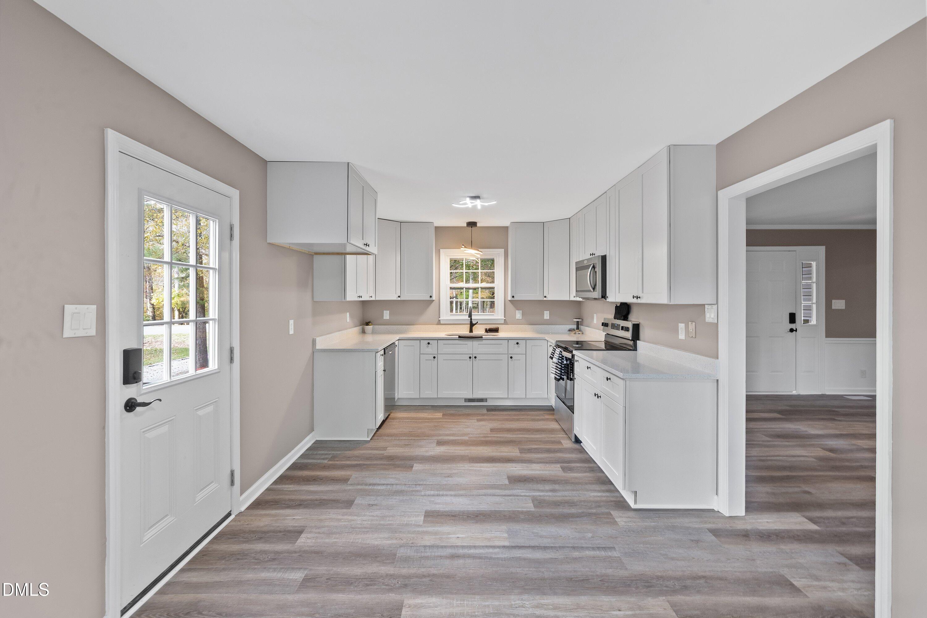 2021 Fort Drive Clayton NC 27520