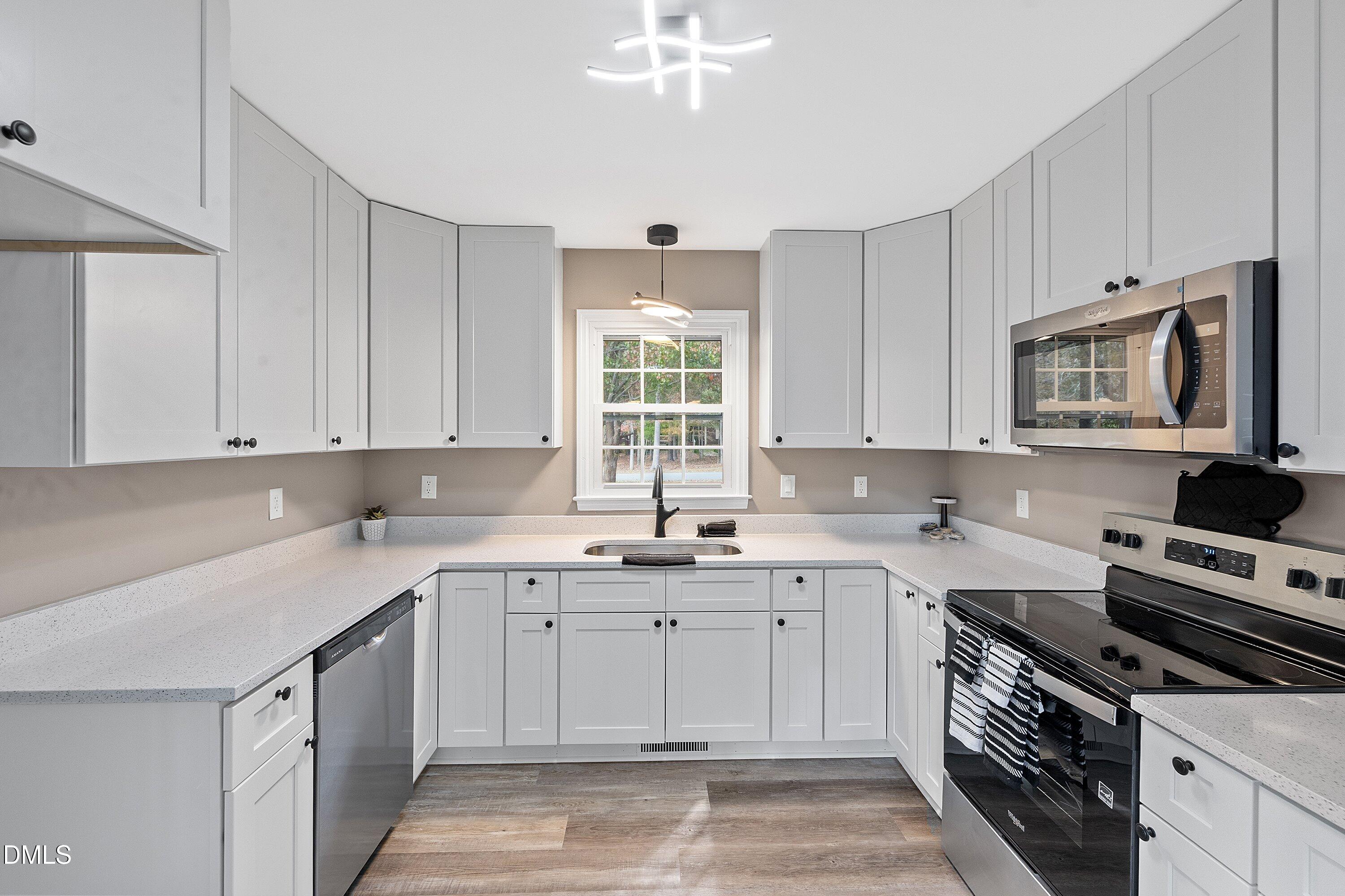 2021 Fort Drive Clayton NC 27520