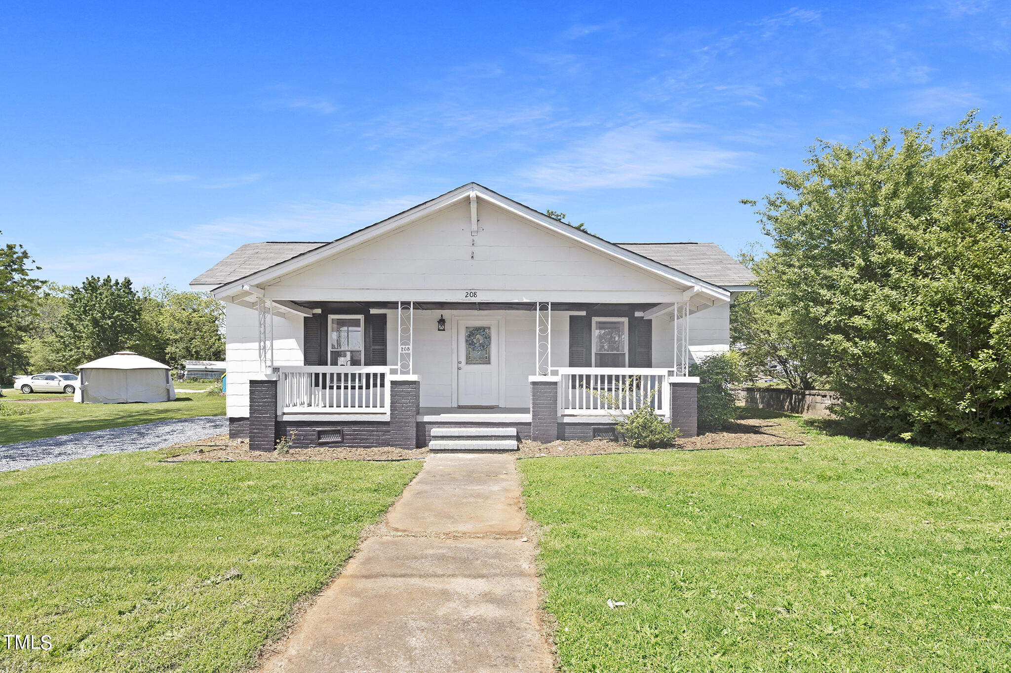 208 W 13th Street Newton NC 28658