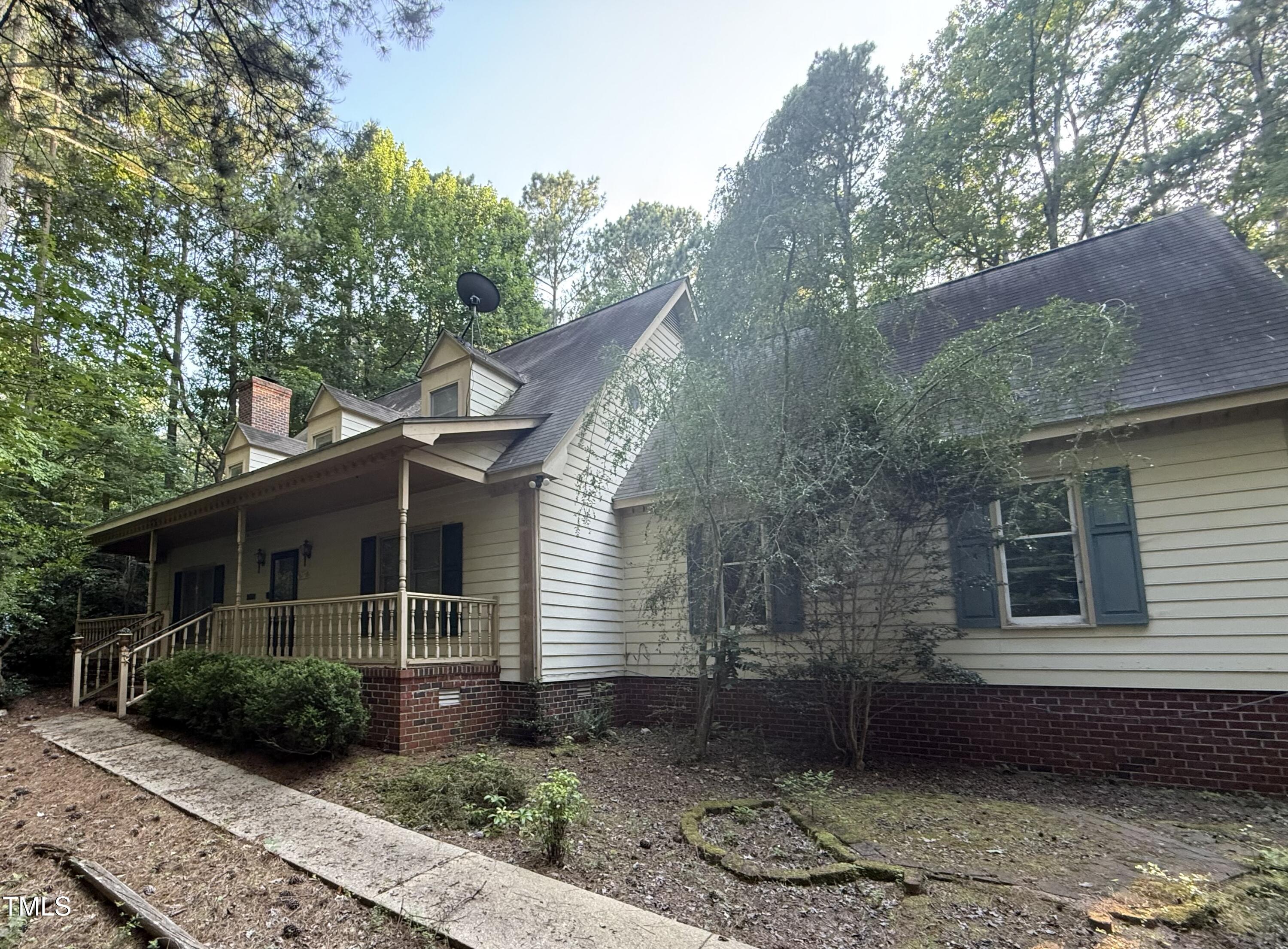 2037 Deer Trail Clayton NC 27527