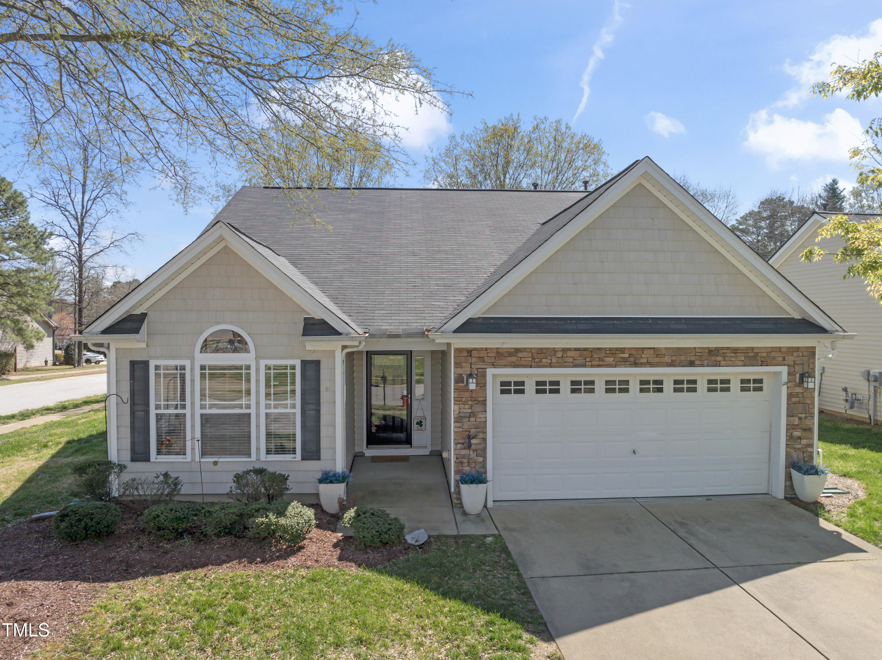 832 Cabin Branch Drive Fuquay Varina NC 27526