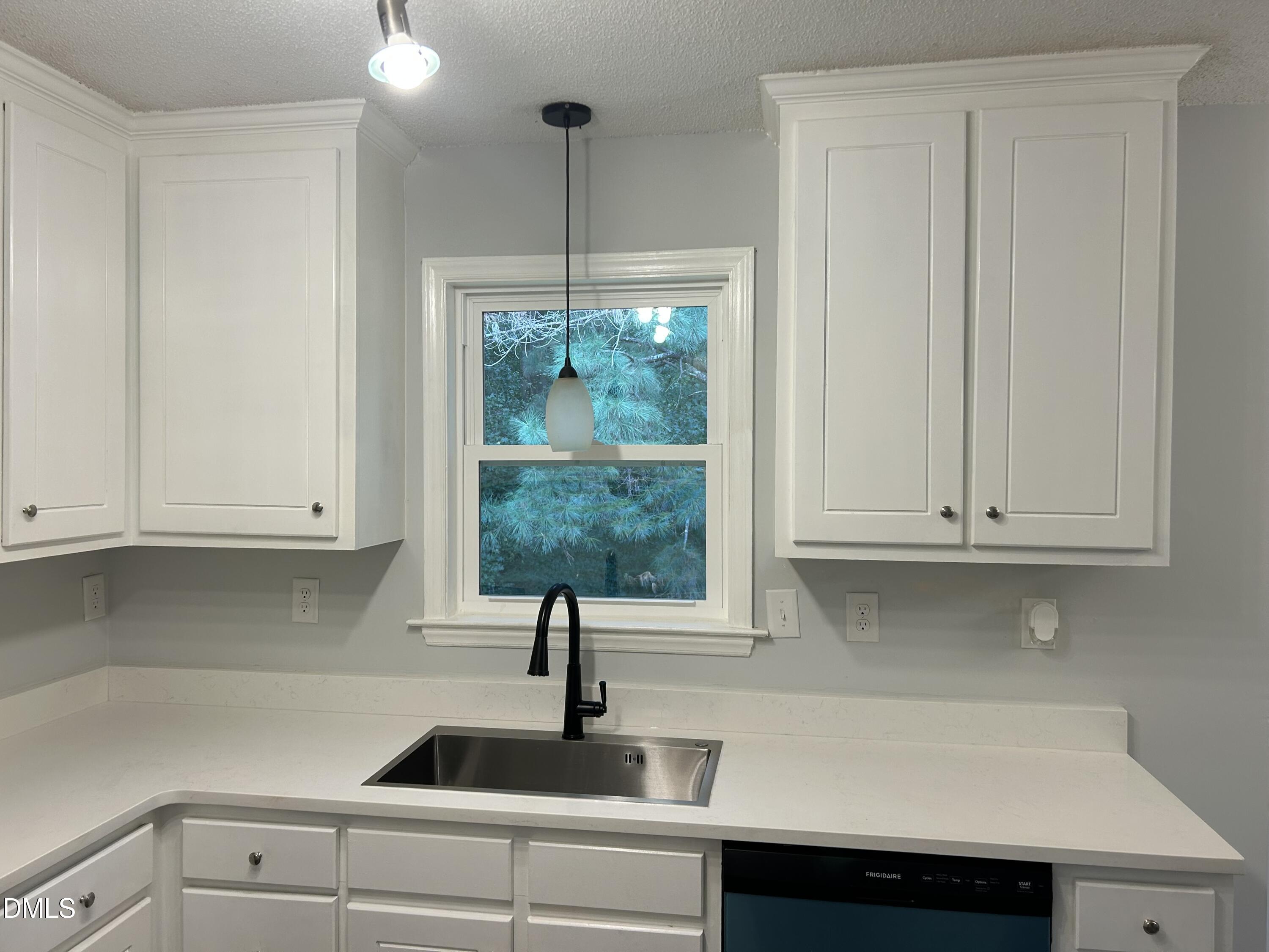 387 N Pleasant Coates Road Benson NC 27504