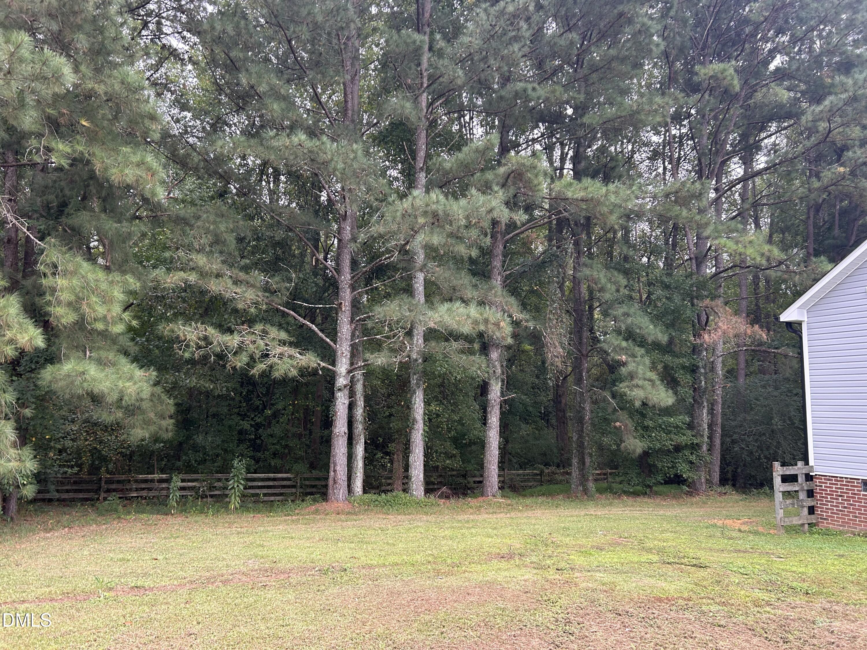 387 N Pleasant Coates Road Benson NC 27504