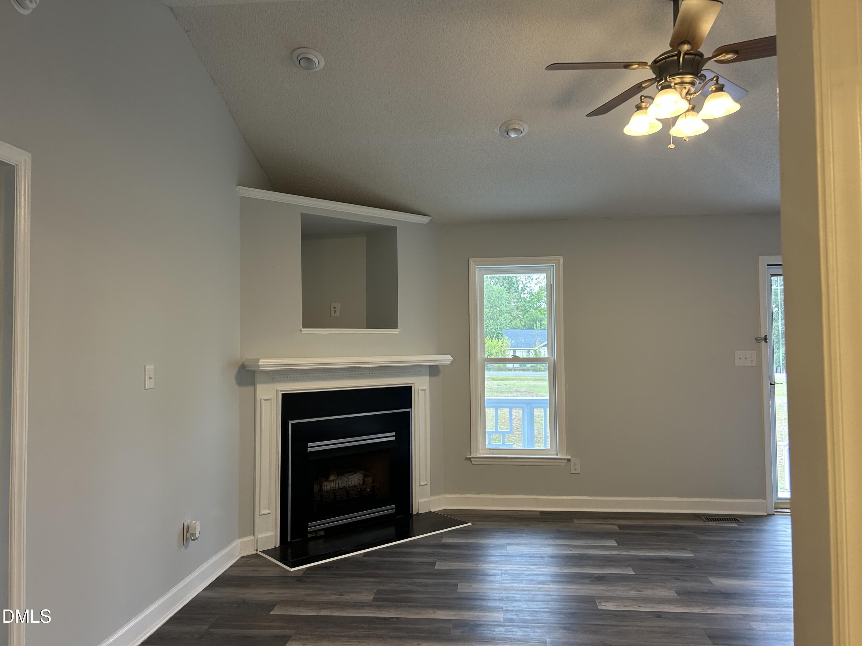 387 N Pleasant Coates Road Benson NC 27504