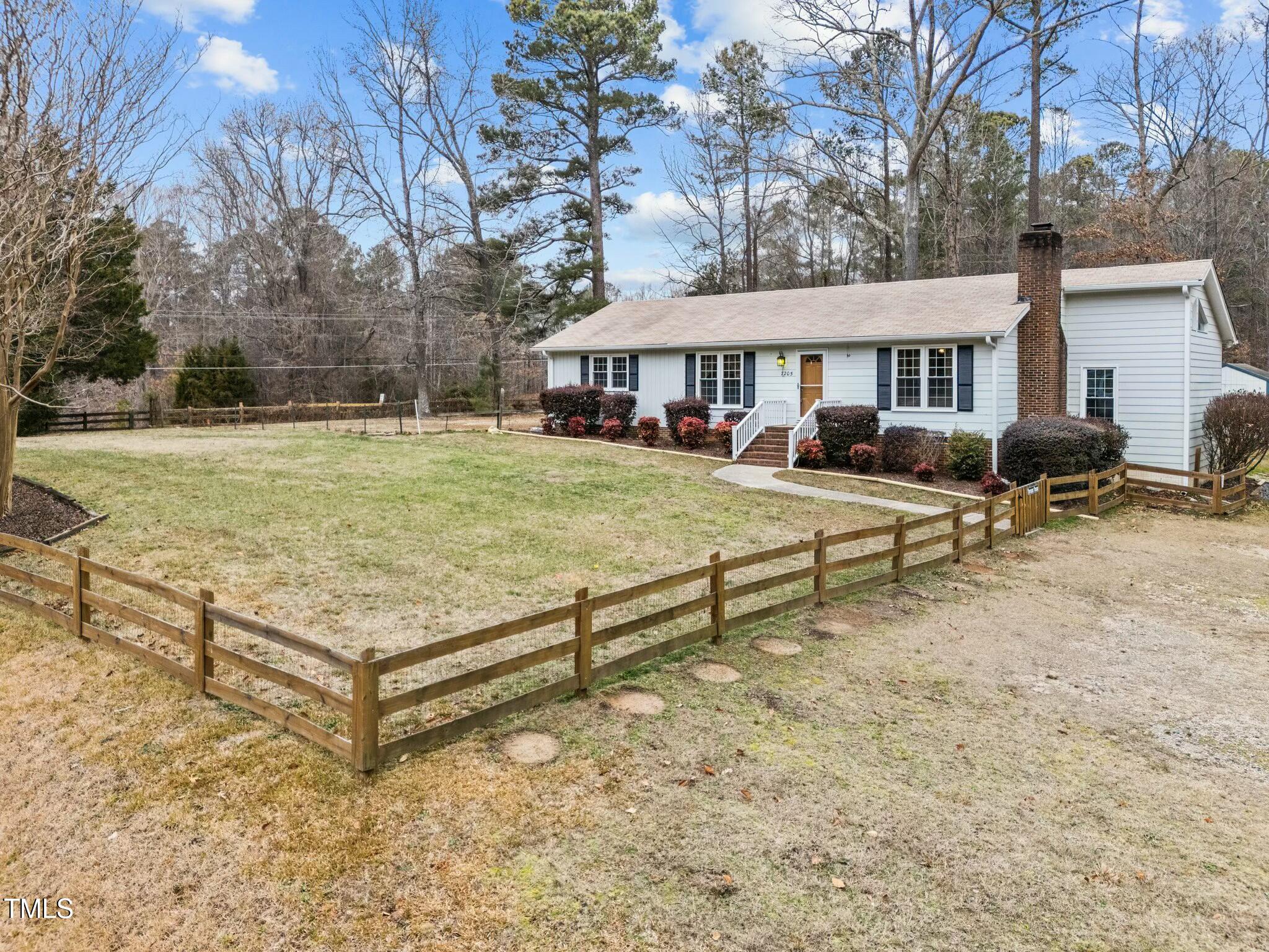 7205 Paddock Drive Raleigh NC 27613