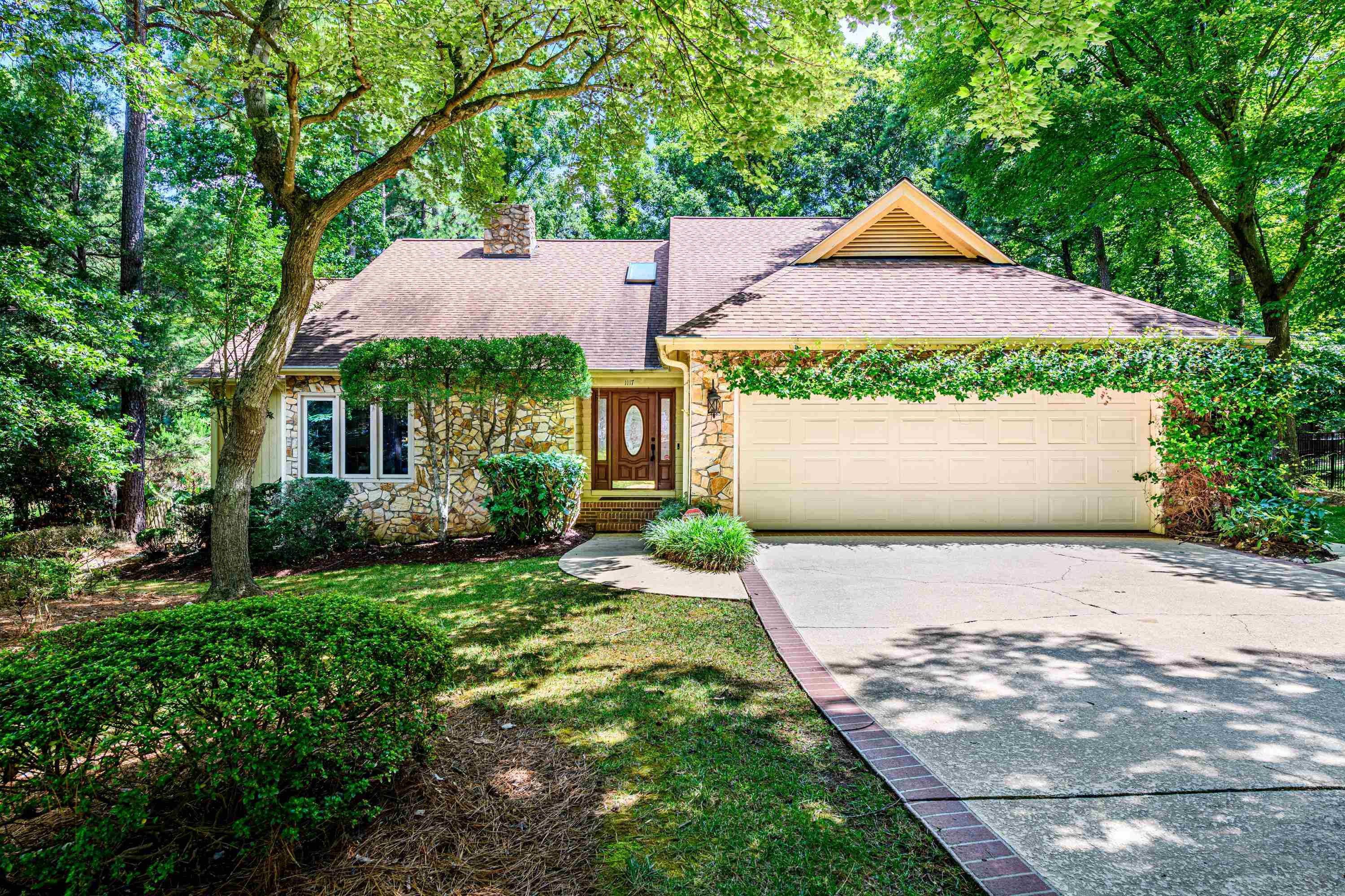 1117 Vestavia Woods Drive Raleigh NC 27615