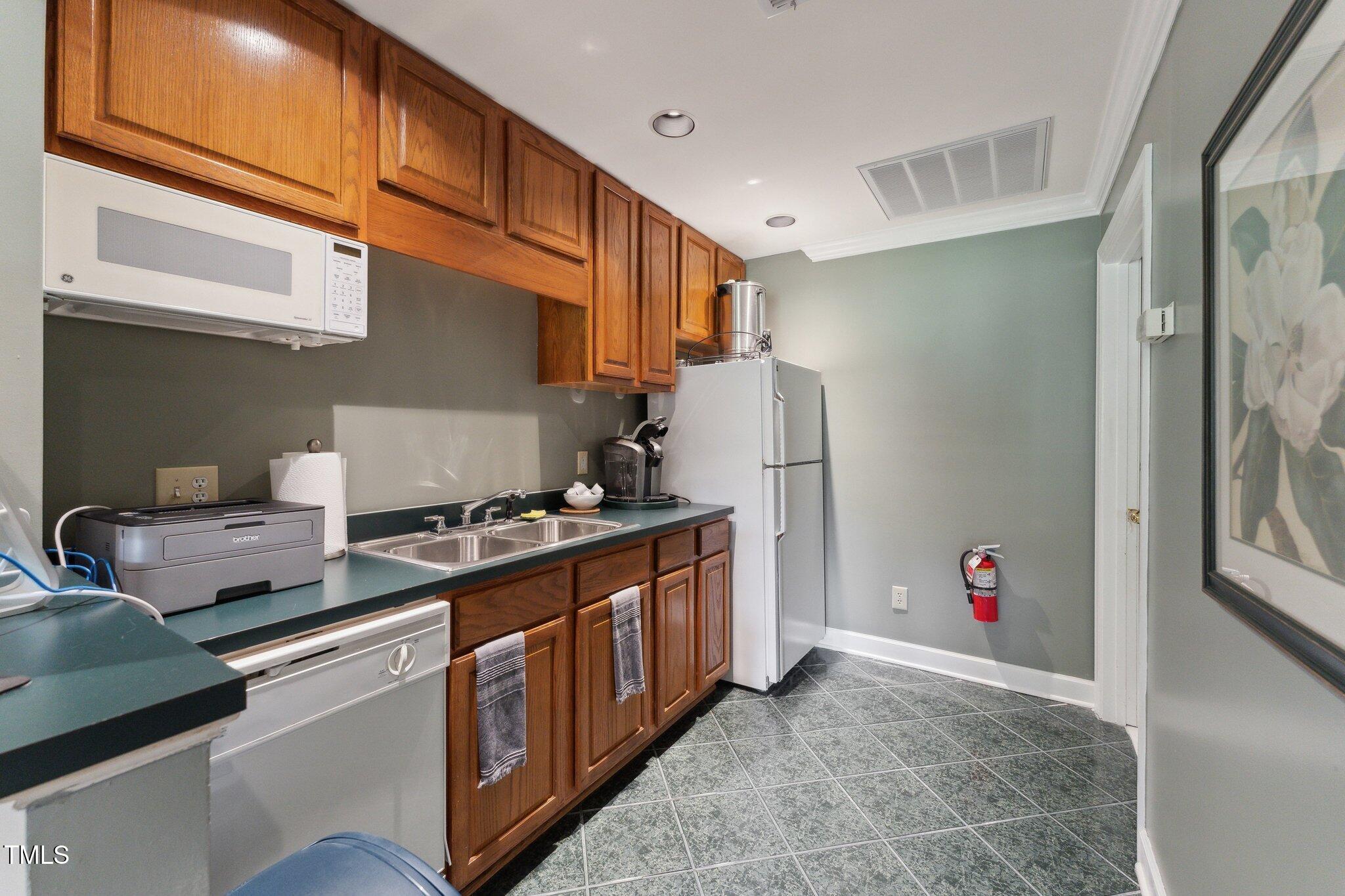 11483 Club Drive Chapel Hill NC 27517