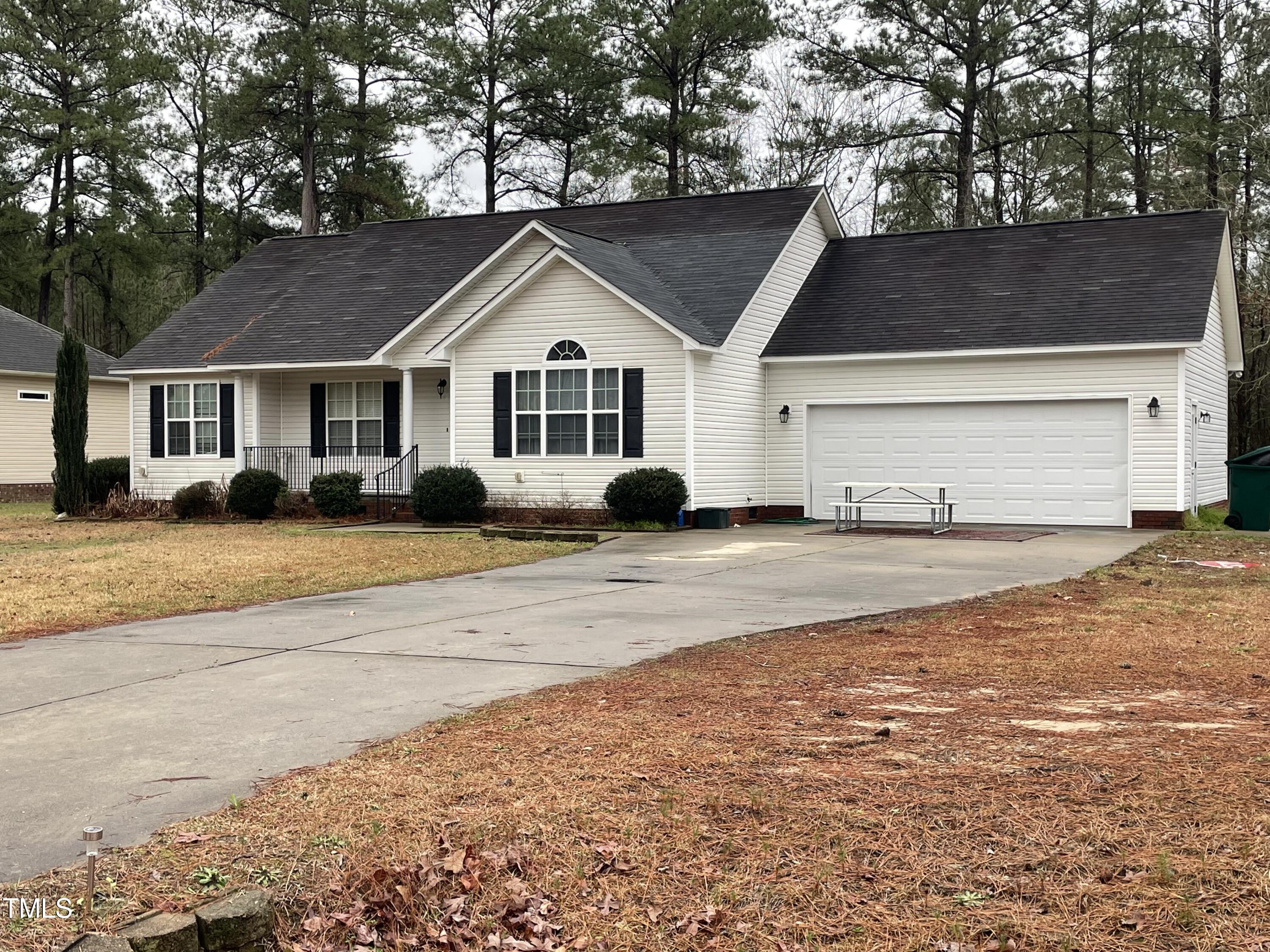 313 Log Cabin Court Selma NC 27576