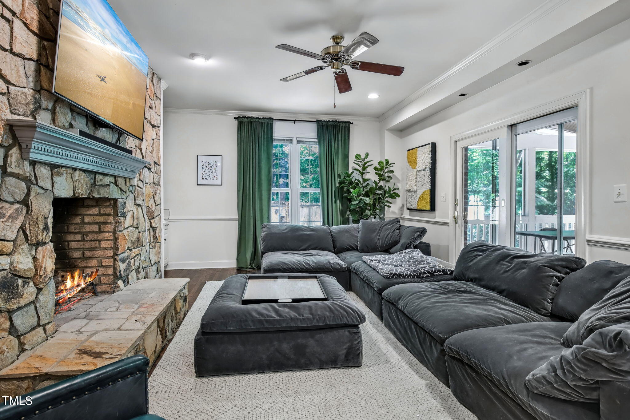 6 Street James Place Chapel Hill NC 27514