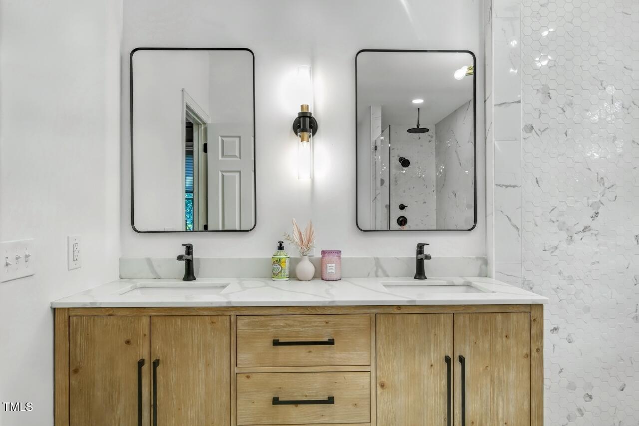 6 Street James Place Chapel Hill NC 27514