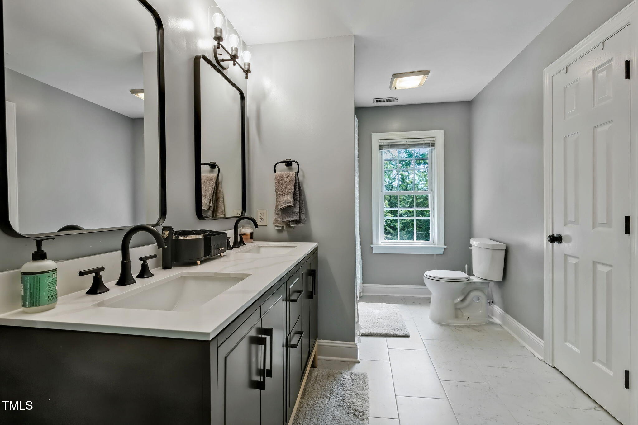 6 Street James Place Chapel Hill NC 27514