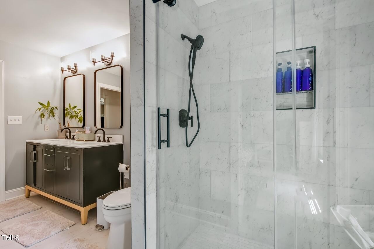 6 Street James Place Chapel Hill NC 27514