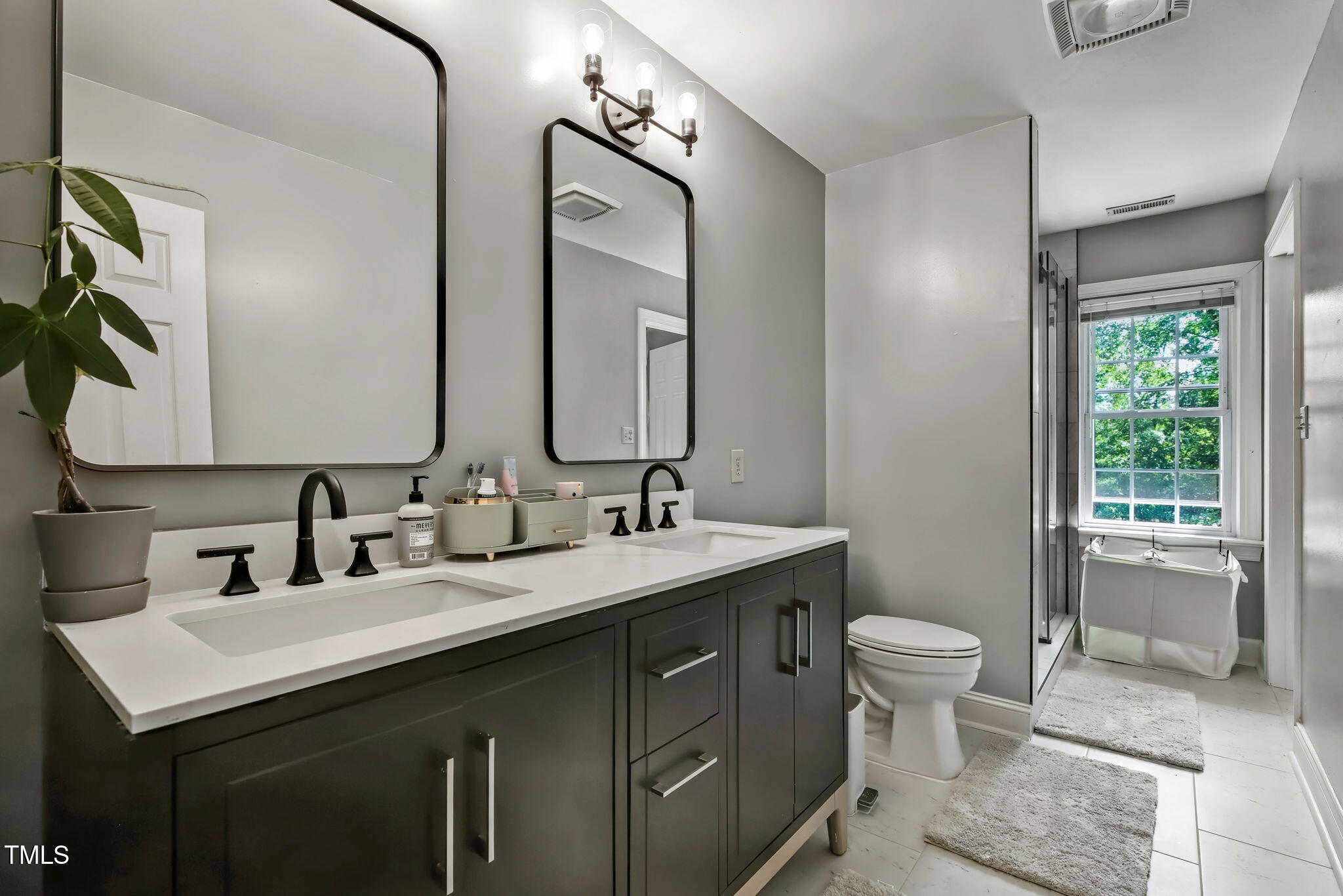 6 Street James Place Chapel Hill NC 27514