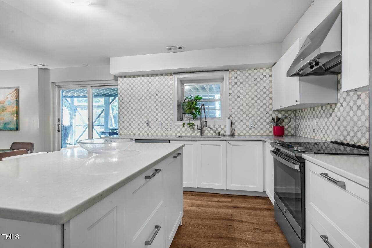 6 Street James Place Chapel Hill NC 27514