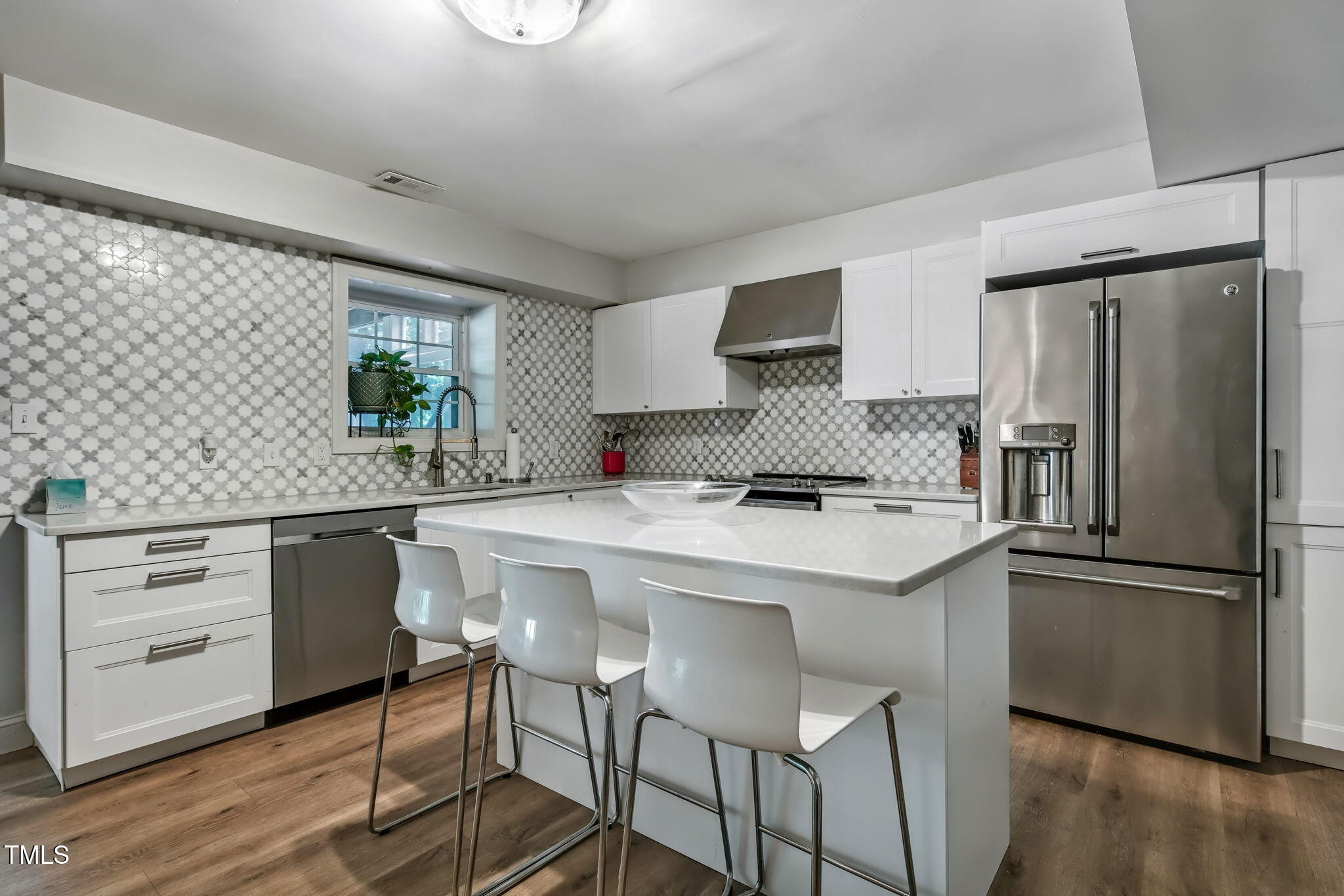 6 Street James Place Chapel Hill NC 27514