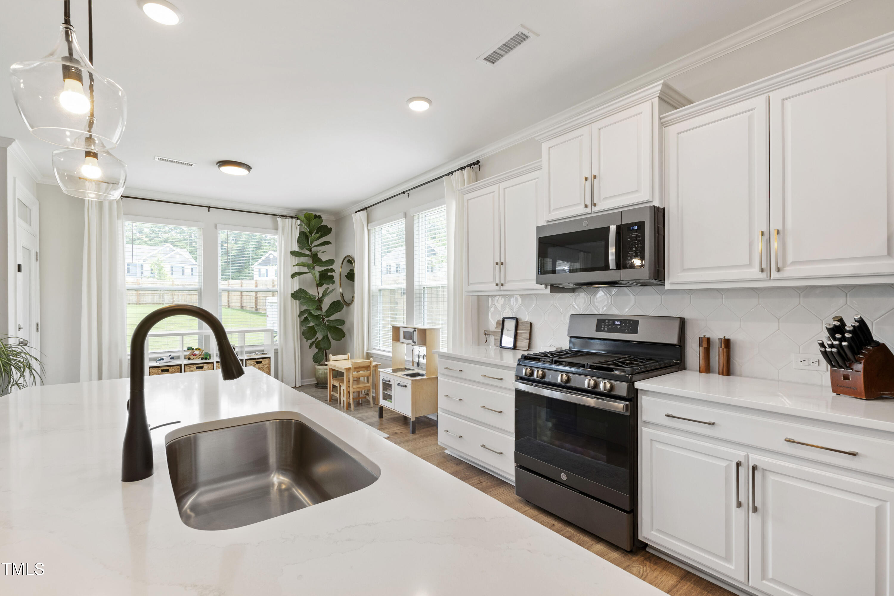 387 Streamliner Boulevard Clayton NC 27520