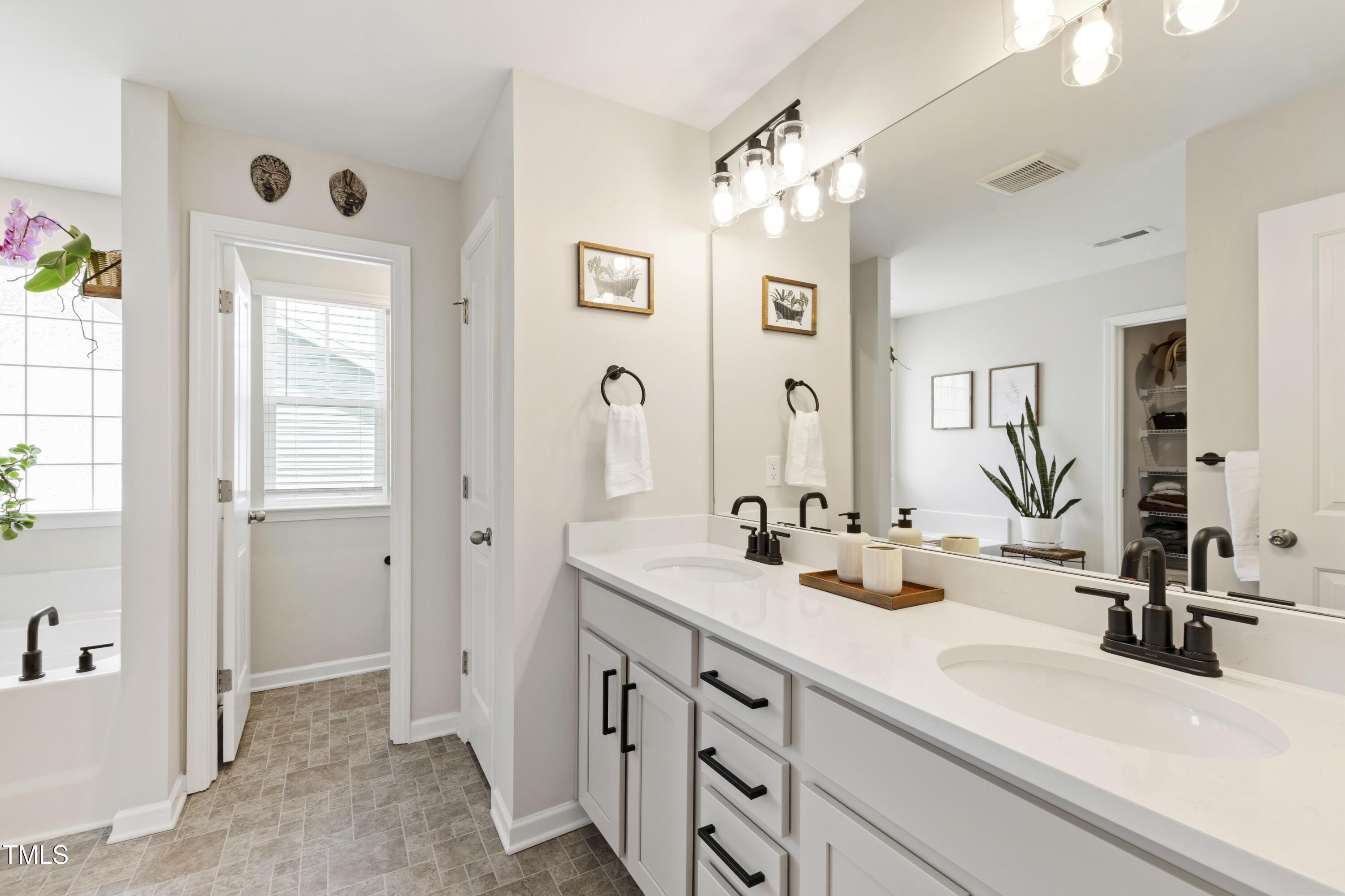 387 Streamliner Boulevard Clayton NC 27520