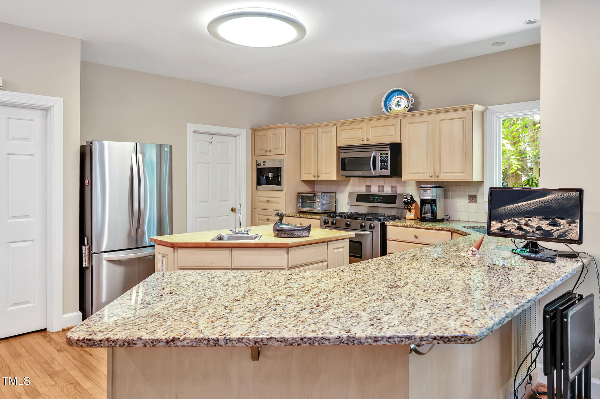 81106 Alexander Chapel Hill NC 27517