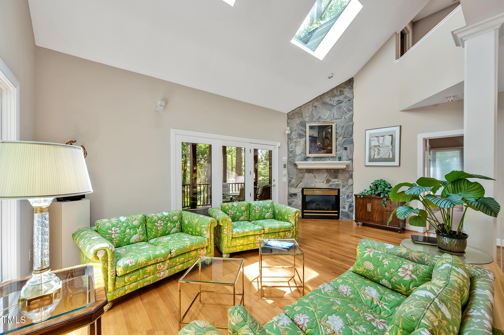 81106 Alexander Chapel Hill NC 27517